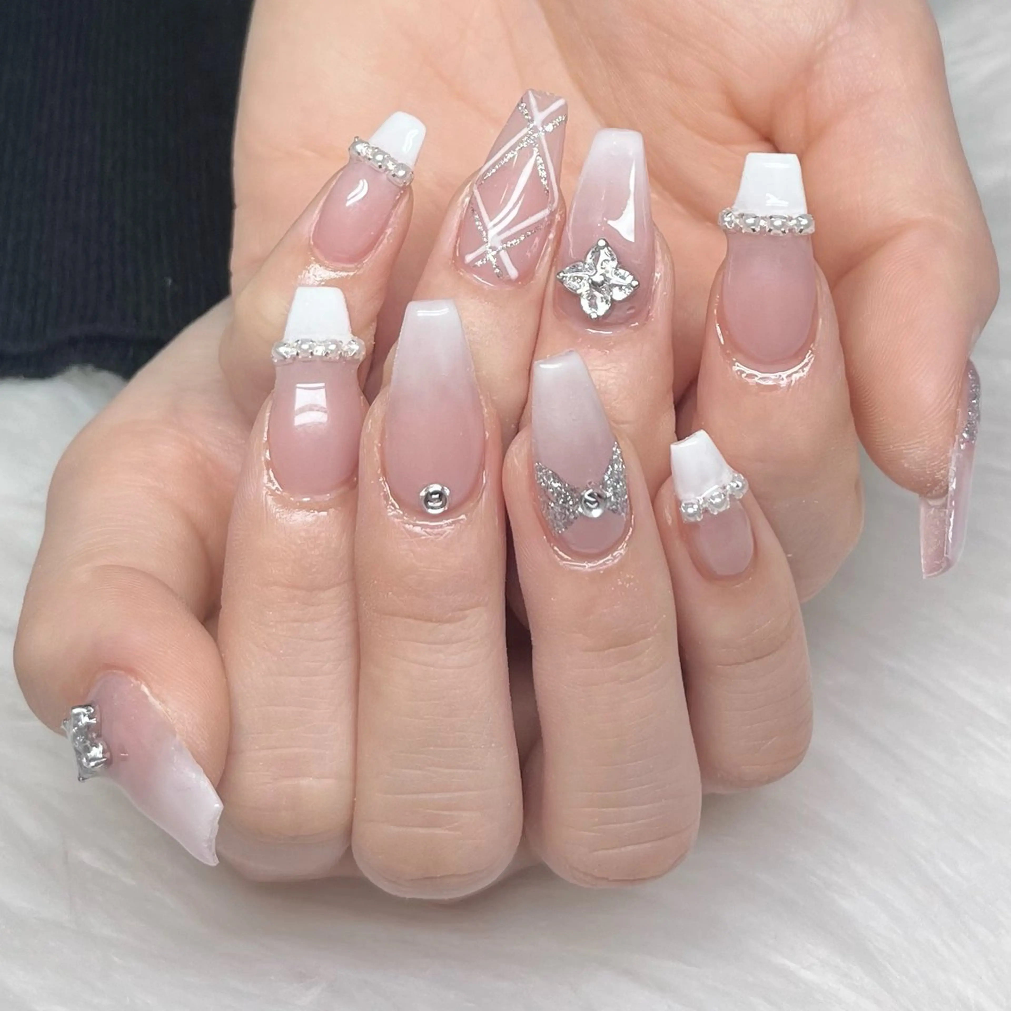 ネイル ハンドネイル 🍁nail. kaede🍁のネイルデザイン