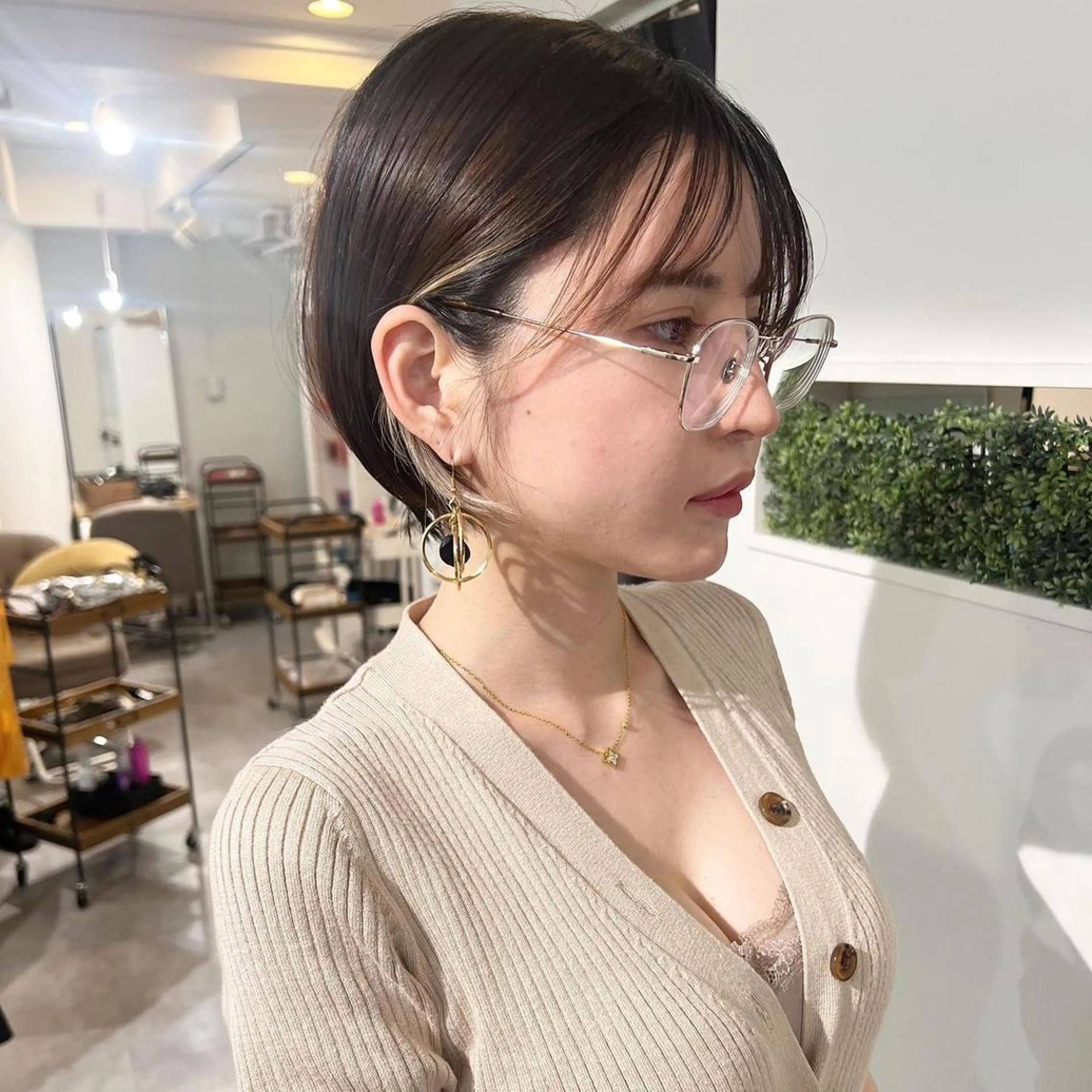 ショート カラー ショートボブ 丸みショート ボブ くびれヘア 似合わせカット ブリーチ、髪質改善 Noe心斎橋店のヘアスタイル