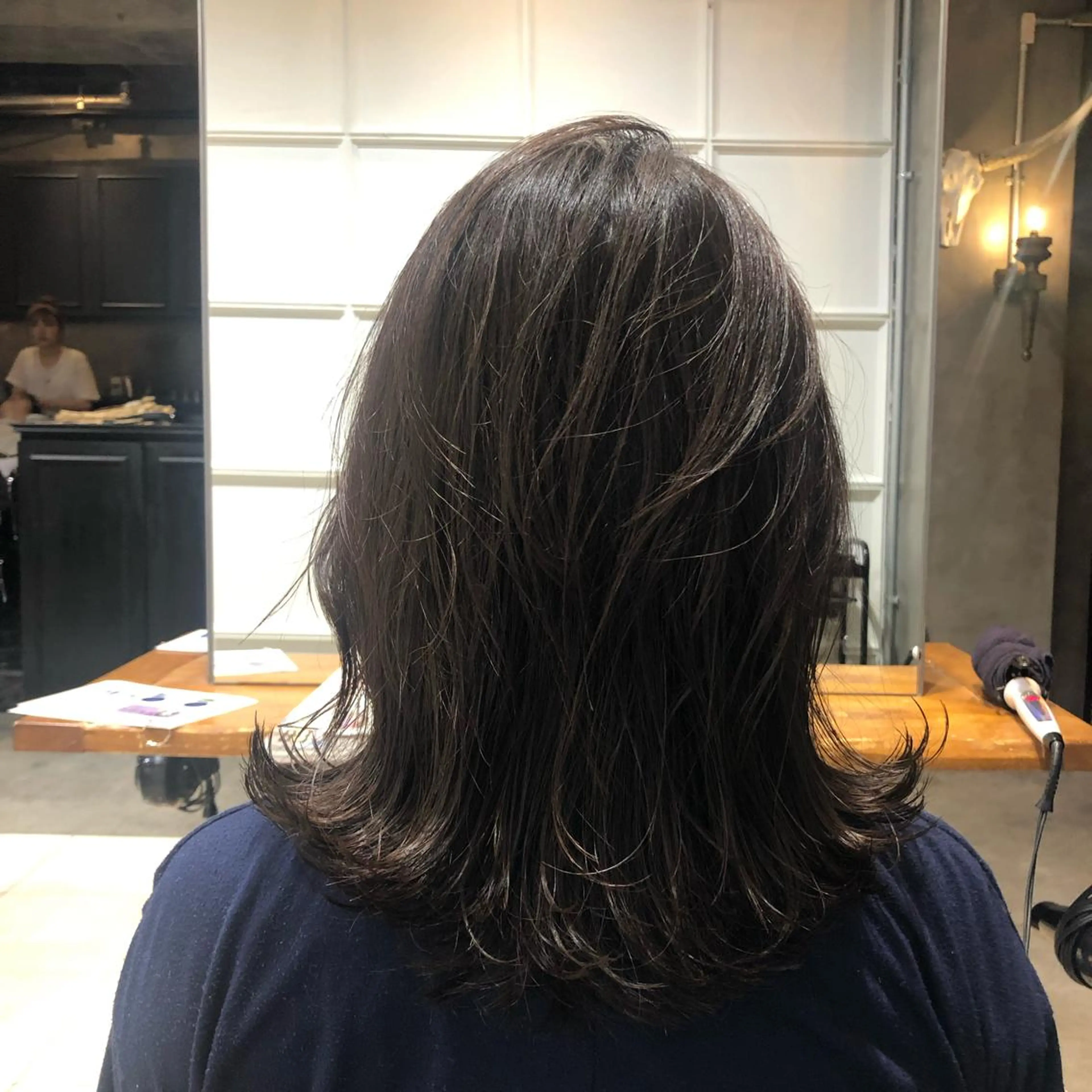 ミディアム マンツーマン／韓国 ヘア‎Amiのヘアスタイル