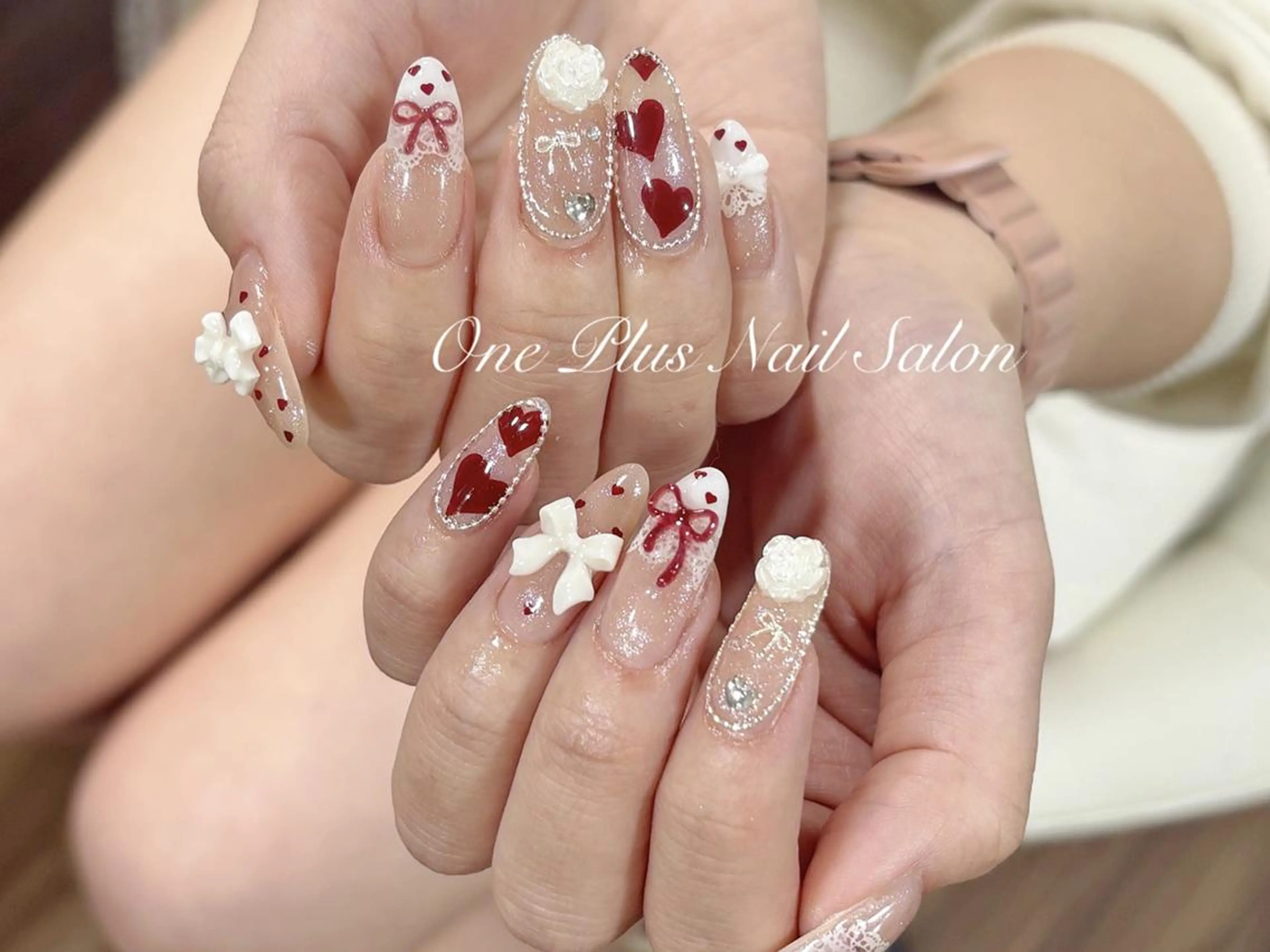 ネイル ガーリー ハート キラキラネイル 韓国ネイル ロングネイル ハンドネイル One Plus Nail Salonのネイルデザイン