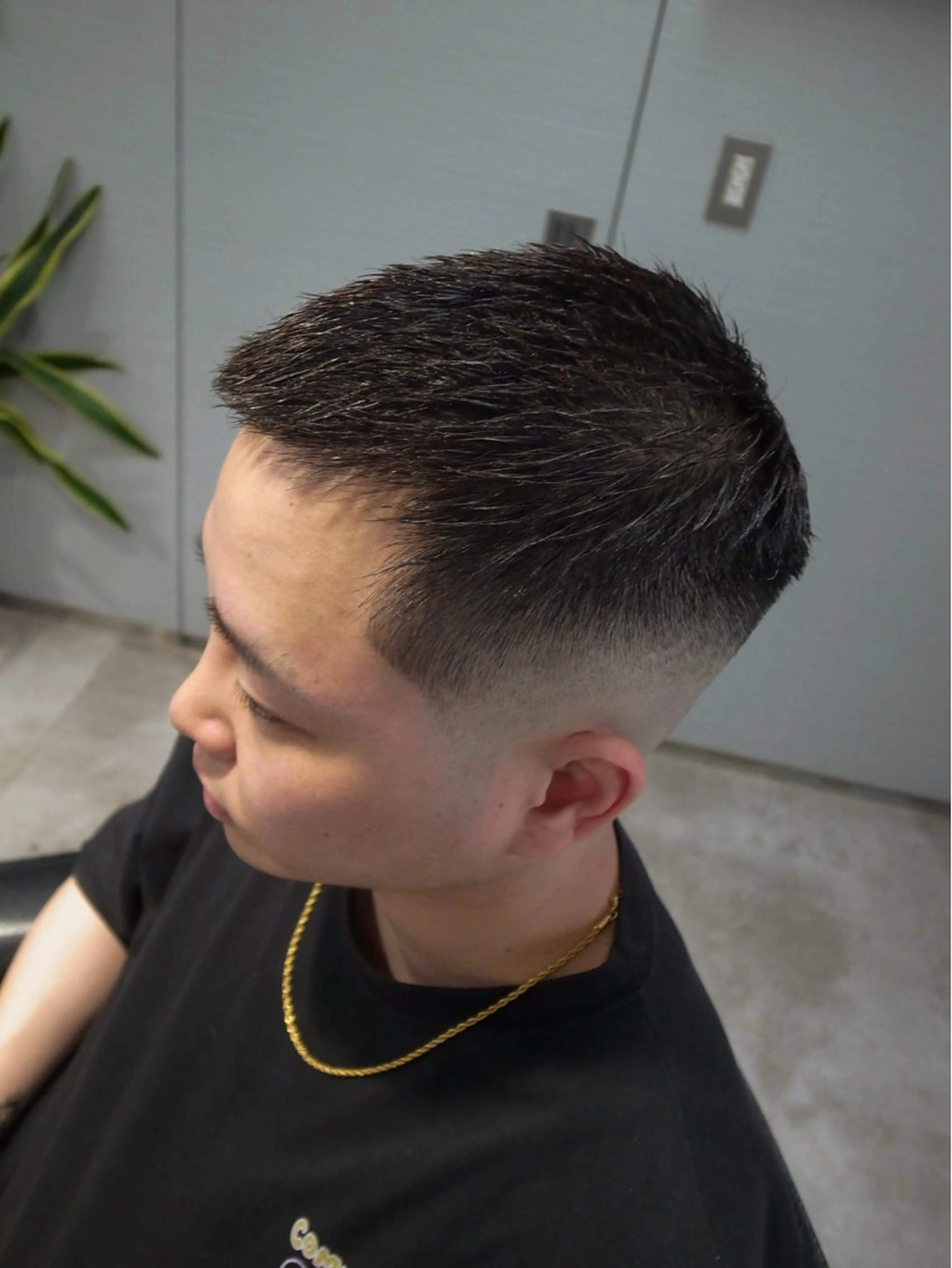ショート パーマ メンズ カット INTRO SHIBUYA by Fi-Ne所属・💈メンズフェード 特化DAIYA💈のヘアスタイル