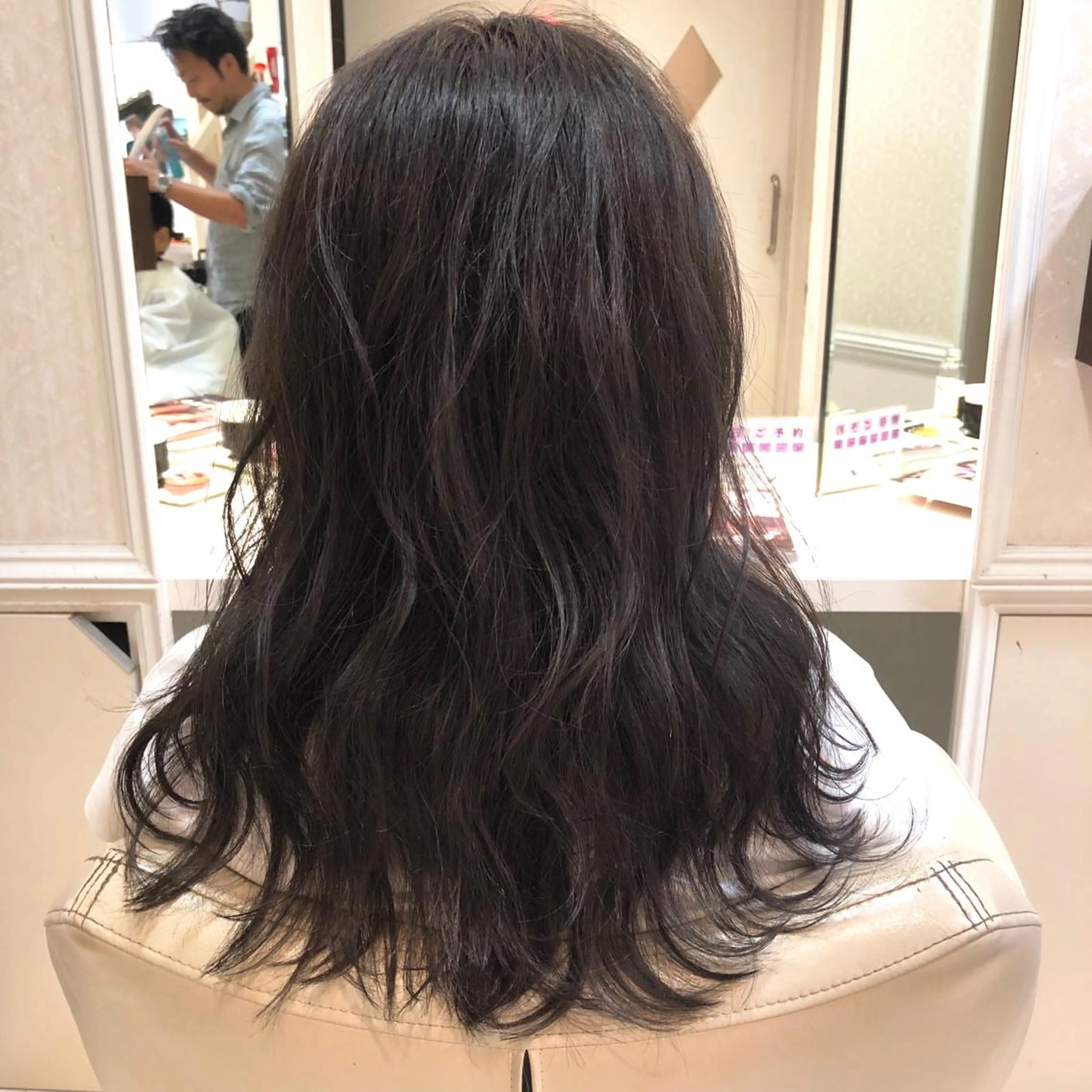 ロング カラー グレージュ ヘアカラー トリートメント 🌈ぷる艶カラー🌈 髪質改善👑柳沼尚貴のヘアスタイル