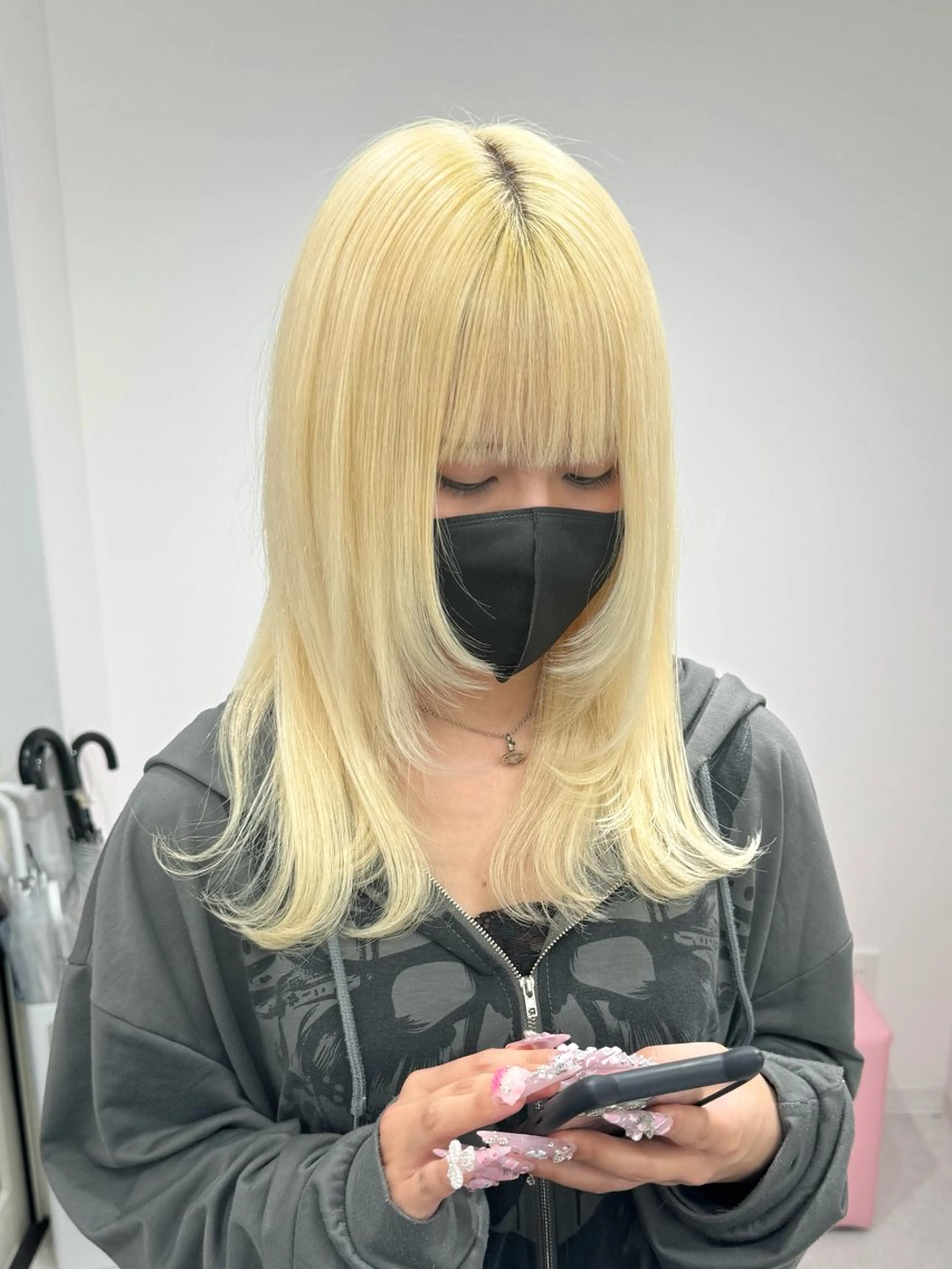 セミロング ヘアカラー EGO 池袋 RIO🖤⋆͛*͛のヘアスタイル