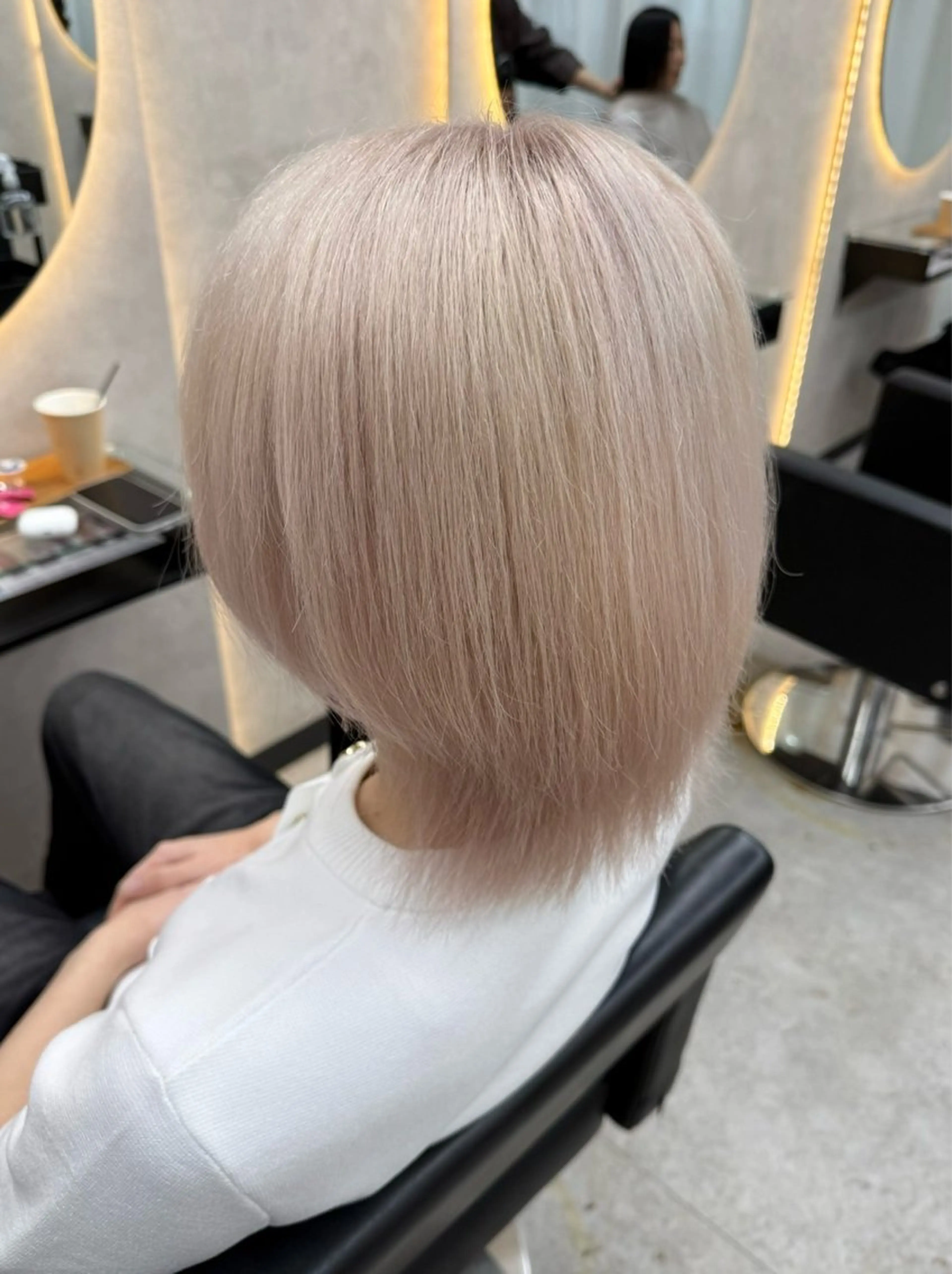 ダメージケアブリーチダブルカラー＋トリートメント＋カット🌈✨の写真
