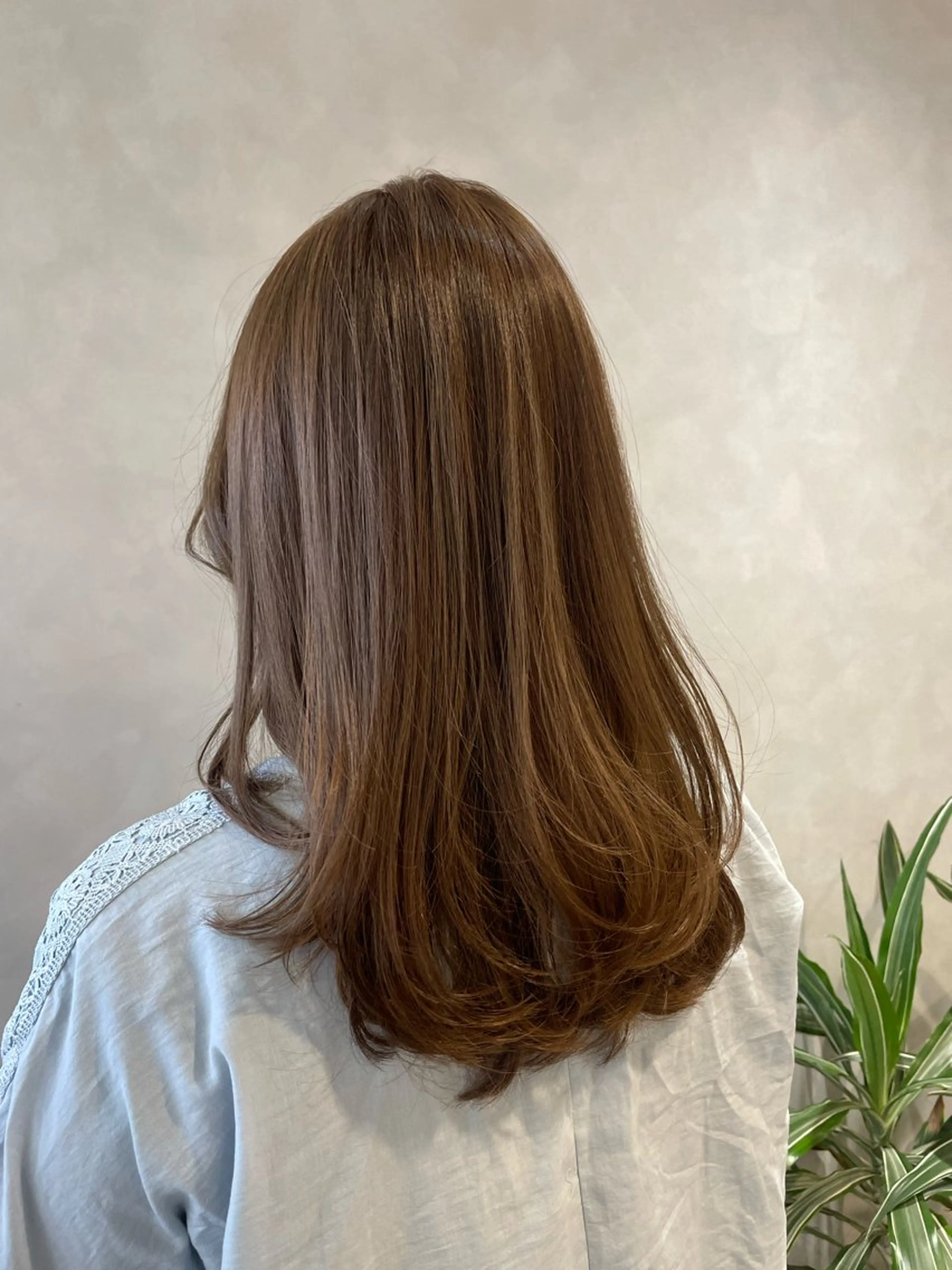 ミディアム カラー ヘアアレンジ カット ヘアカラー トリートメント 🎀ダブルカラーレイ ヤーyuuri🎀のヘアスタイル