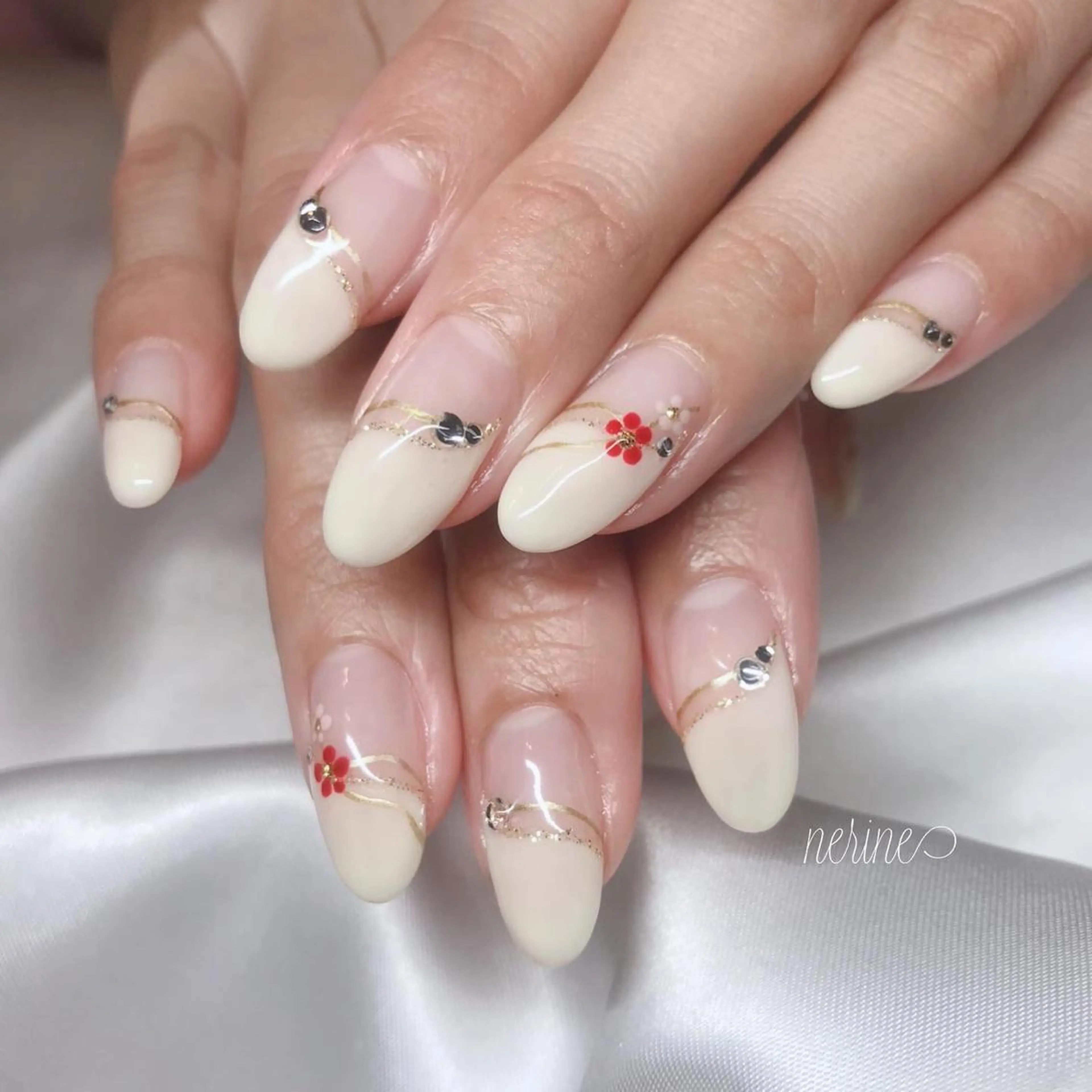 ネイル ハンドネイル NAILST Naomiのネイルデザイン