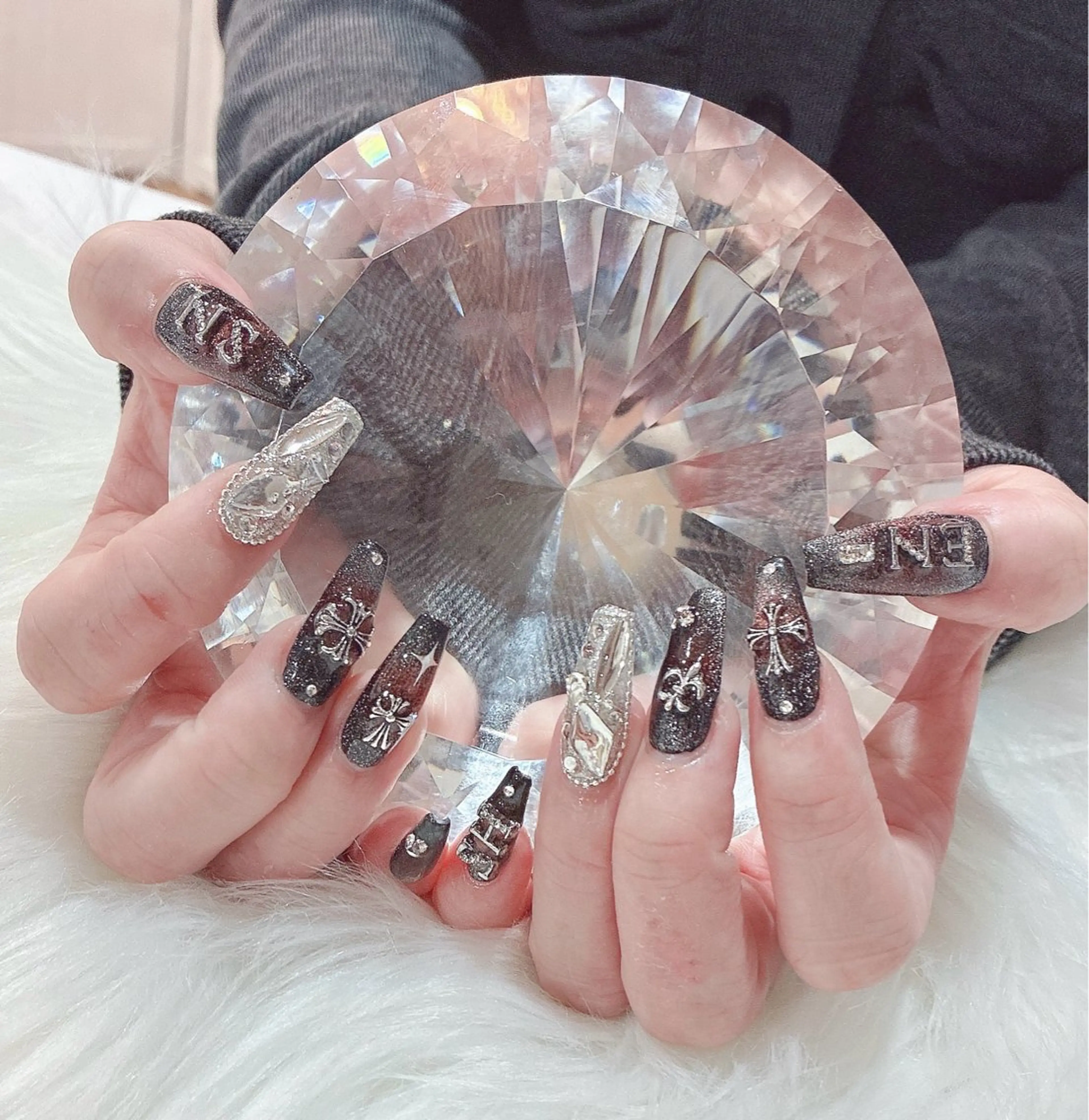 ネイル LoaChaton kaeのネイルデザイン