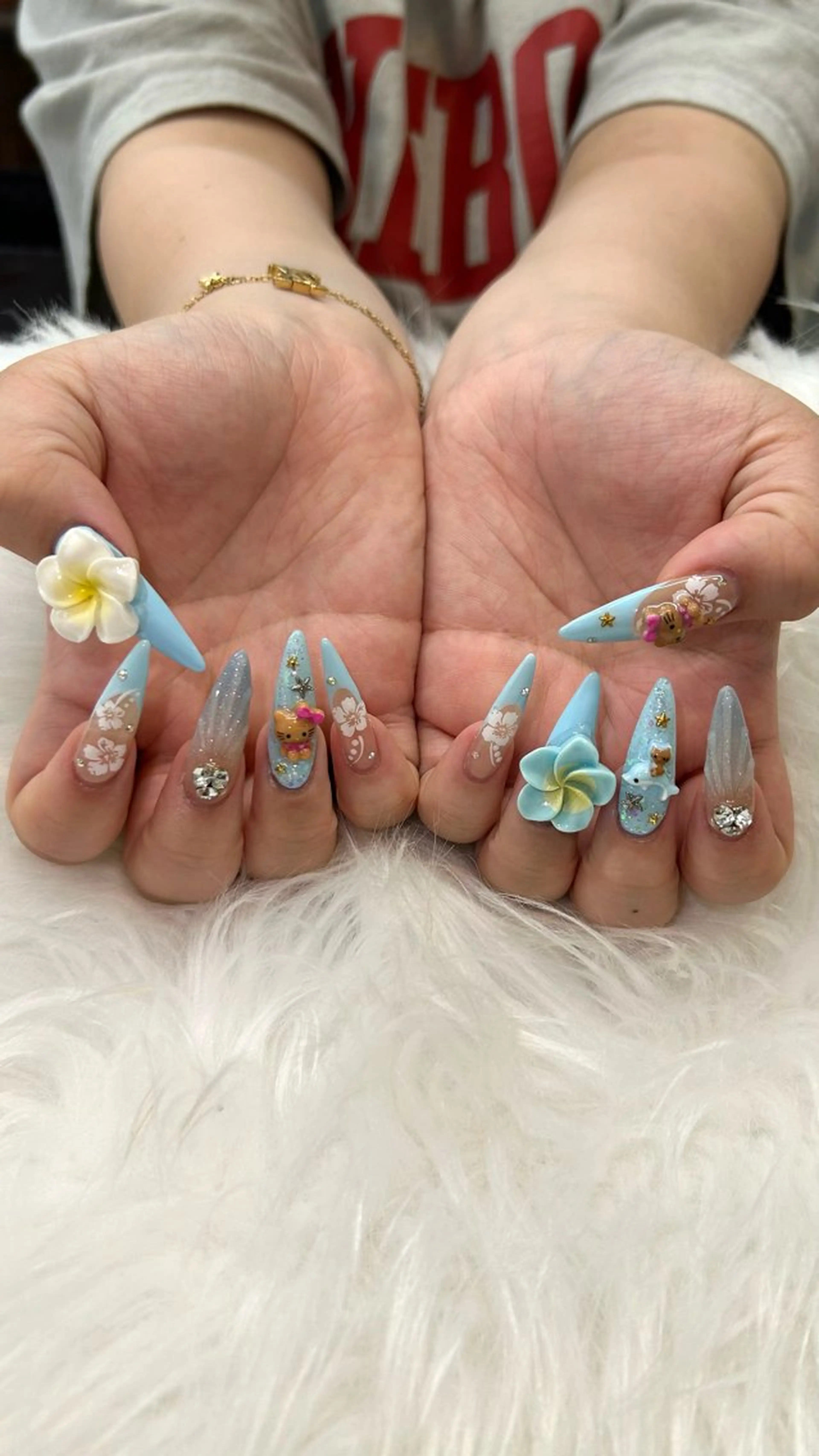 ネイル ハンドネイル 池袋✨ネイル やり放題orフレンチのネイルデザイン