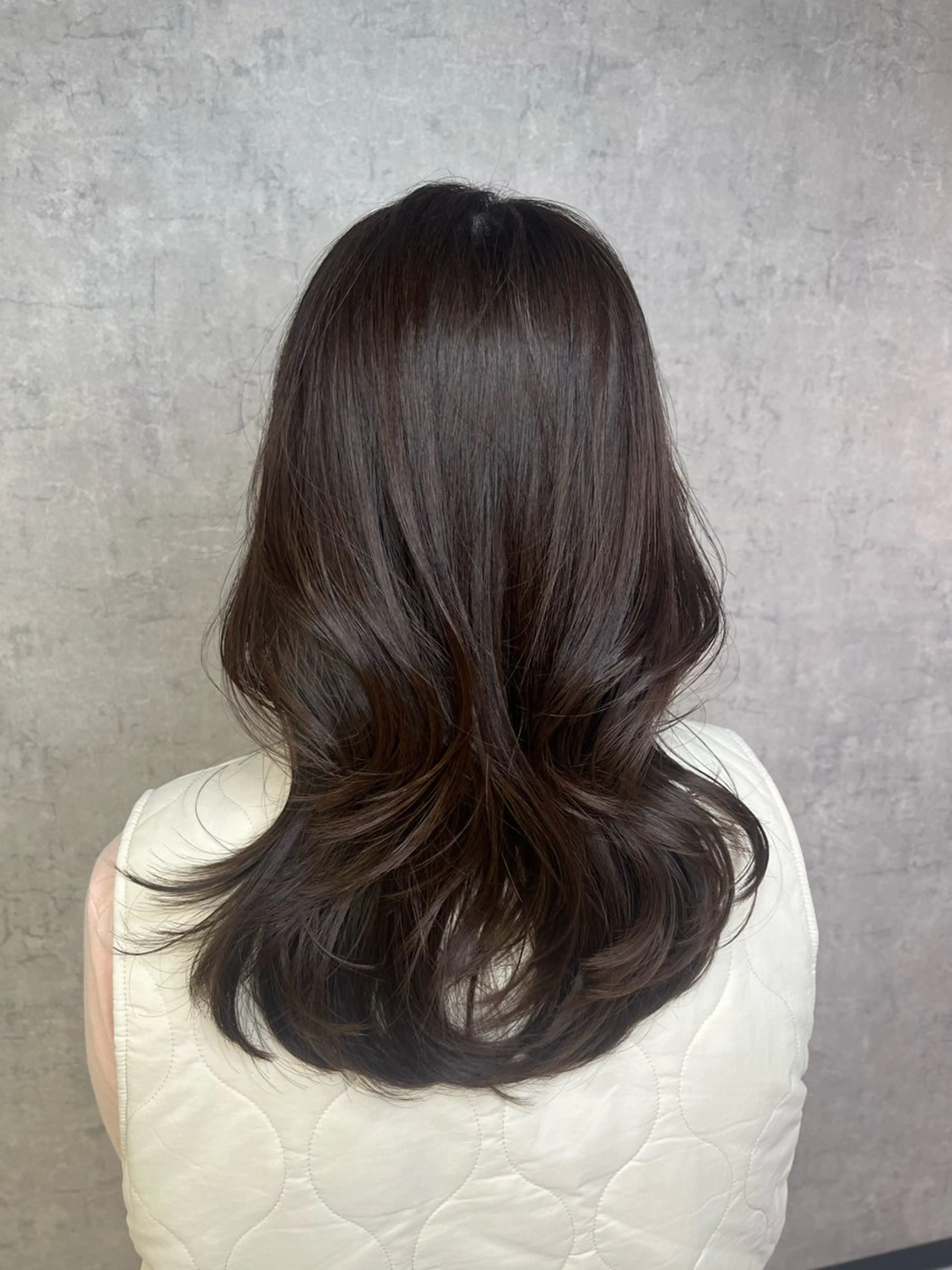 セミロング KAEDE🎀 ジャニオタ美容師のヘアスタイル