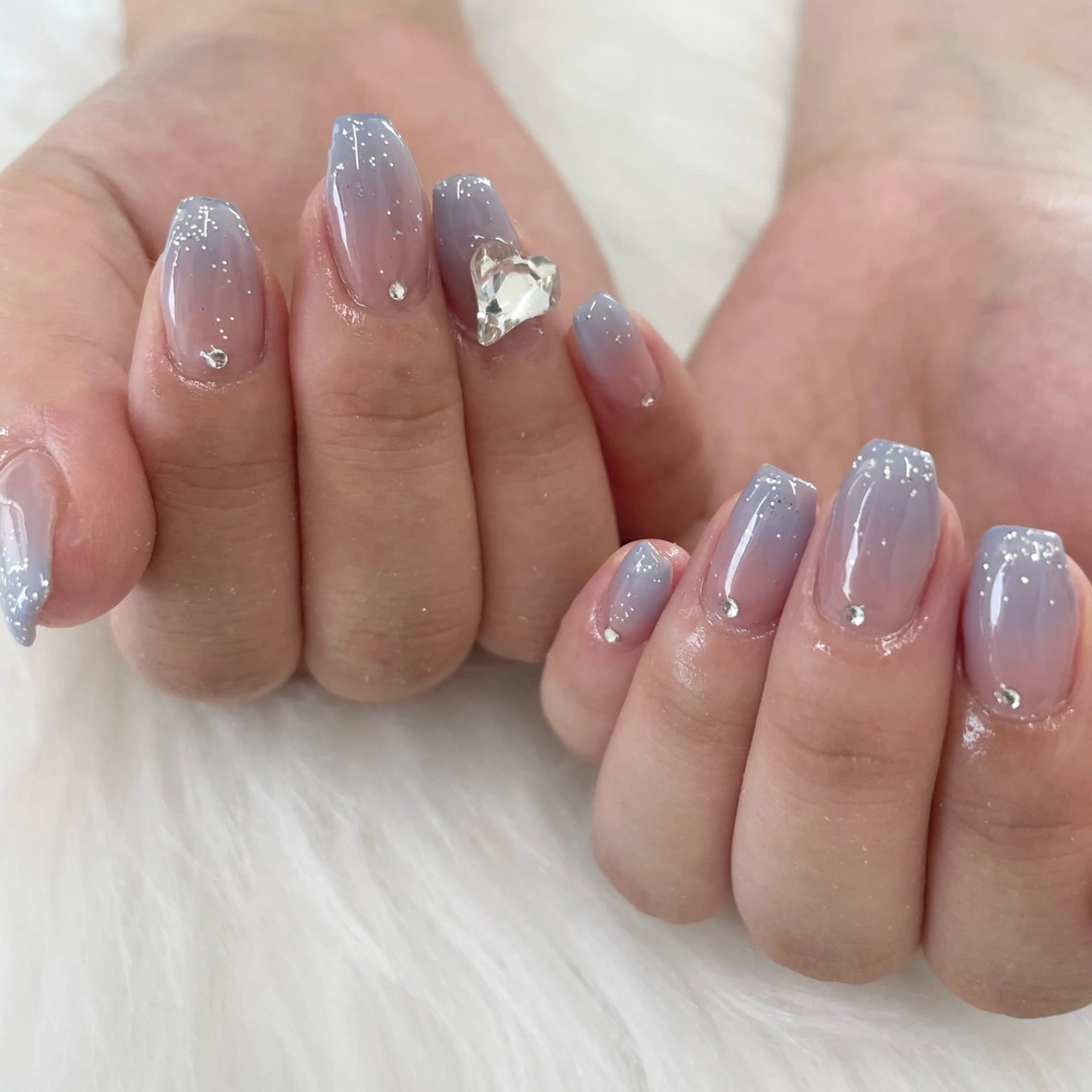 ネイル グラデーション ピンク パープル シンプルネイル ハンドネイル JFYnail所属・昭和町ネイル 𝘯𝘢𝘮𝘪のネイルデザイン