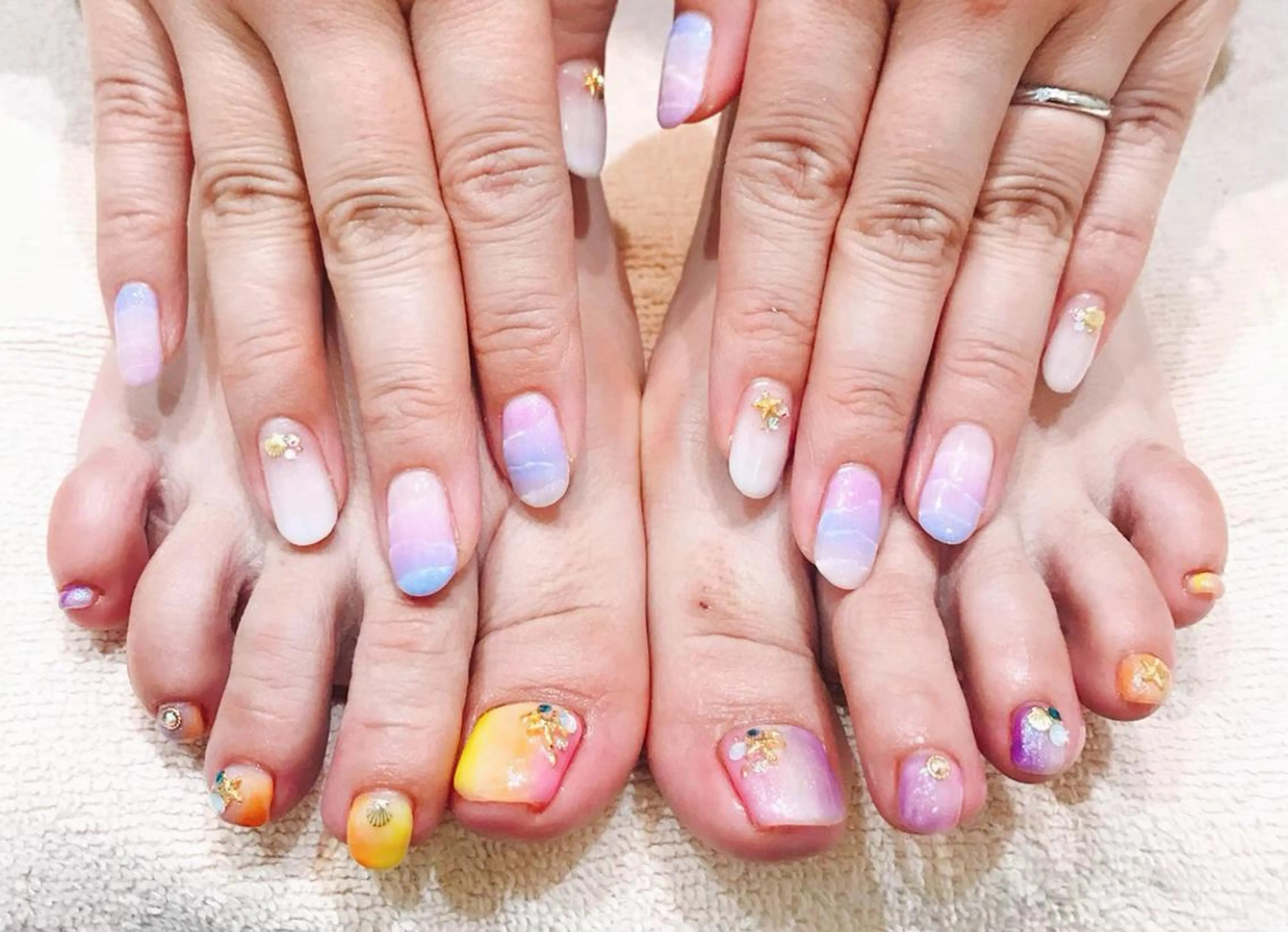 ネイル Ebina Ryoのネイルデザイン