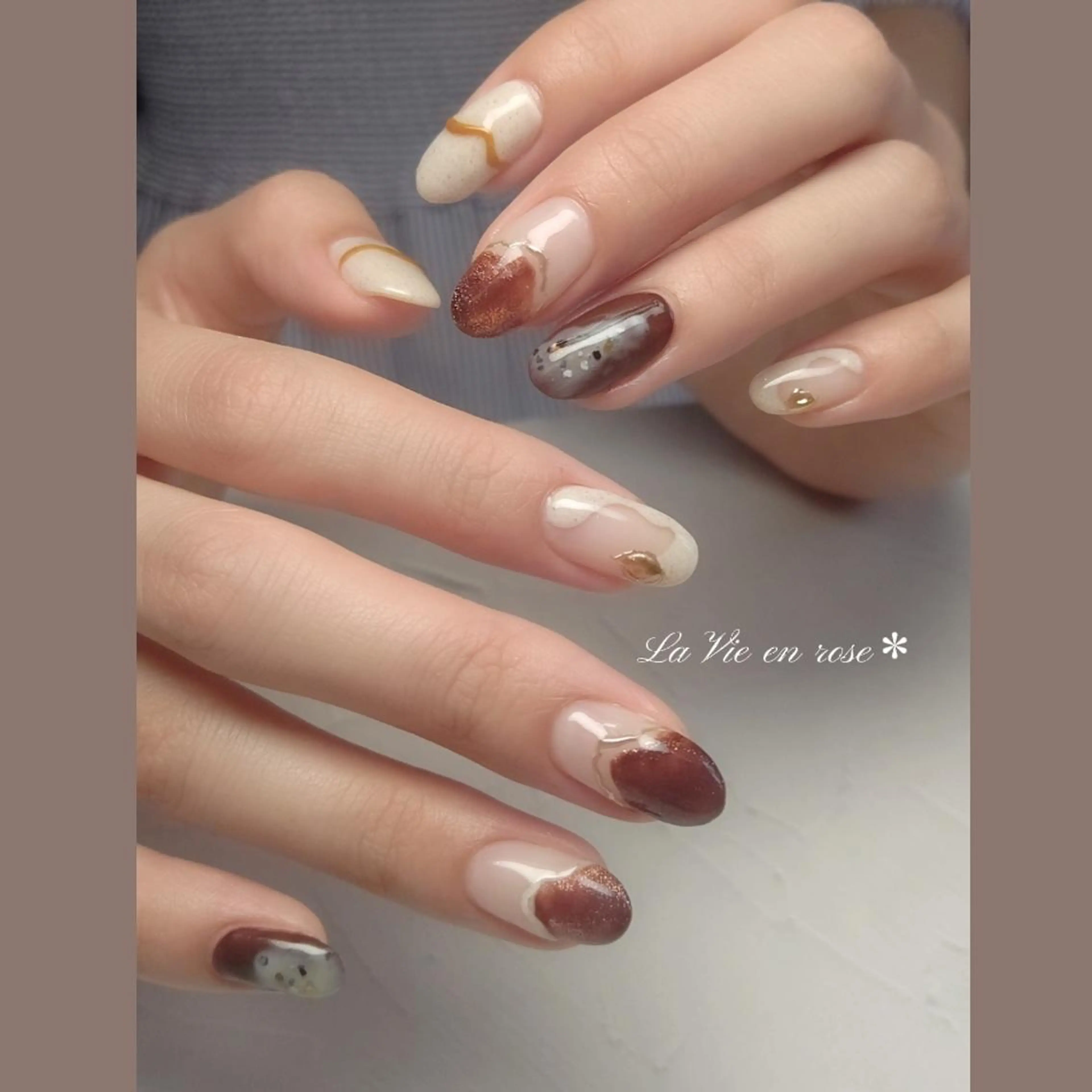 ネイル ニュアンスネイル ラヴィアン ローズのネイルデザイン