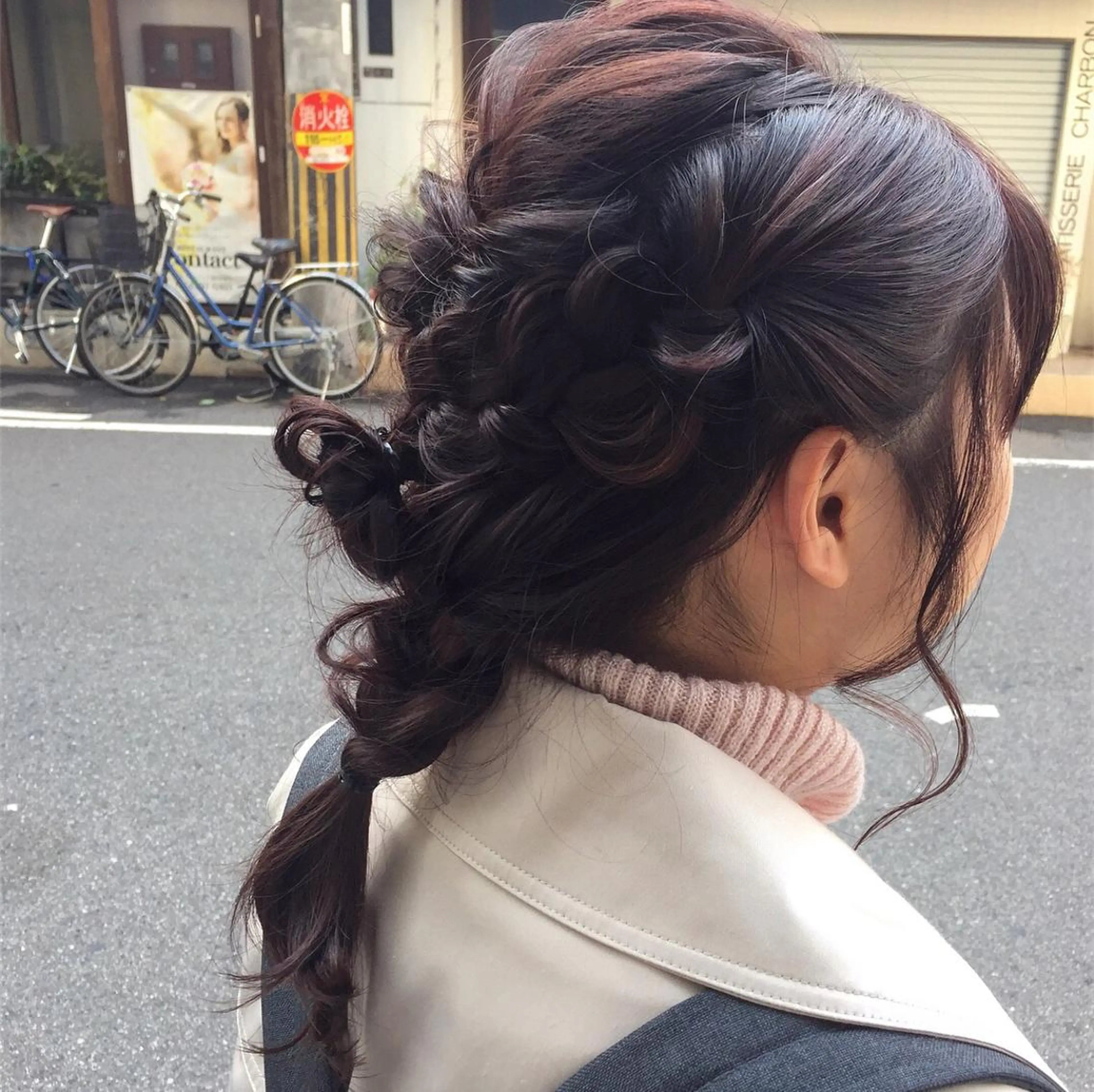 セミロング カラー ヘアアレンジ ツキノキ ミナのヘアスタイル