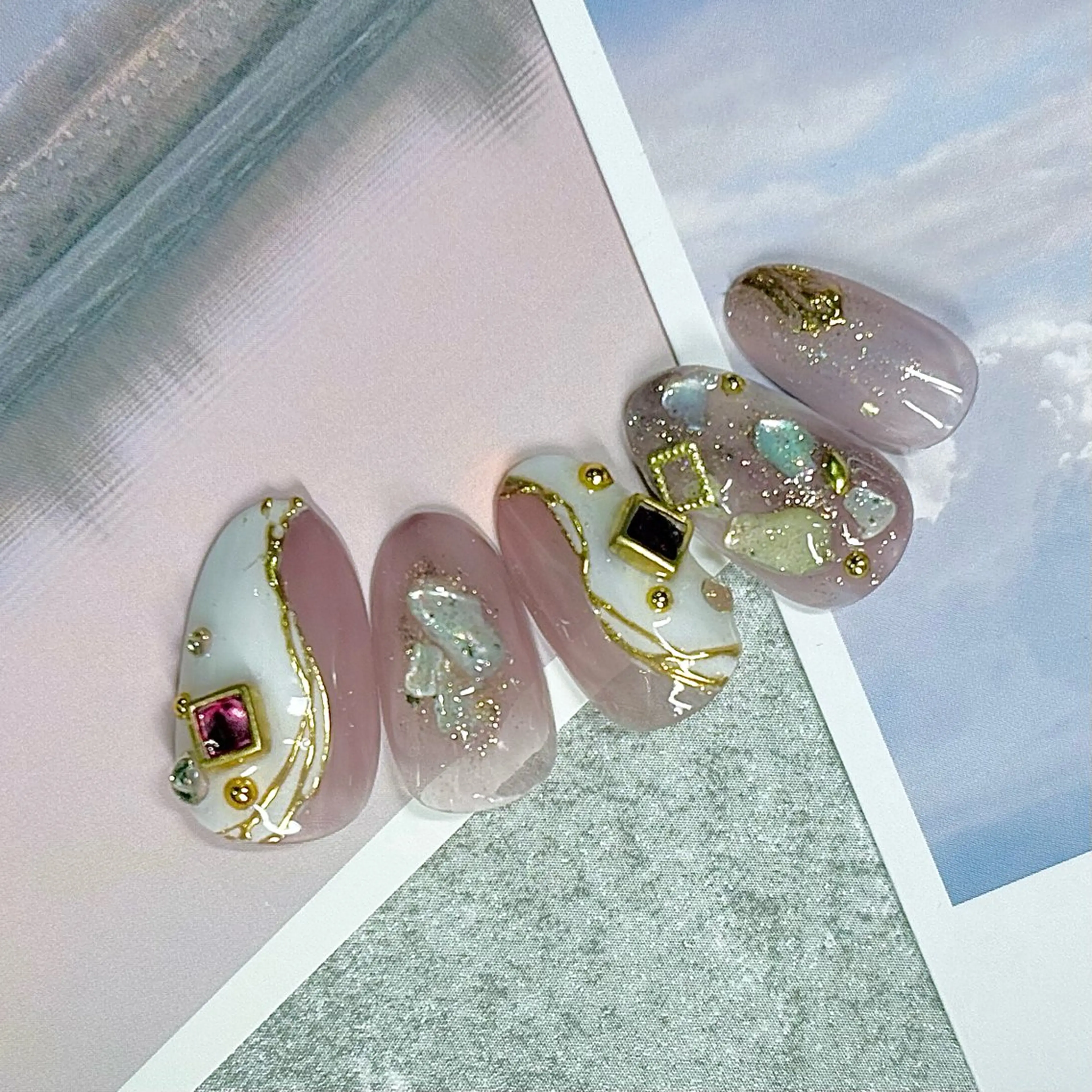 ネイル ジェルネイル マットネイル ハンドネイル みんなのネイルサロン IRiS所属・一人ひとりに寄り添う 施術🌈IRiS🪽のネイルデザイン