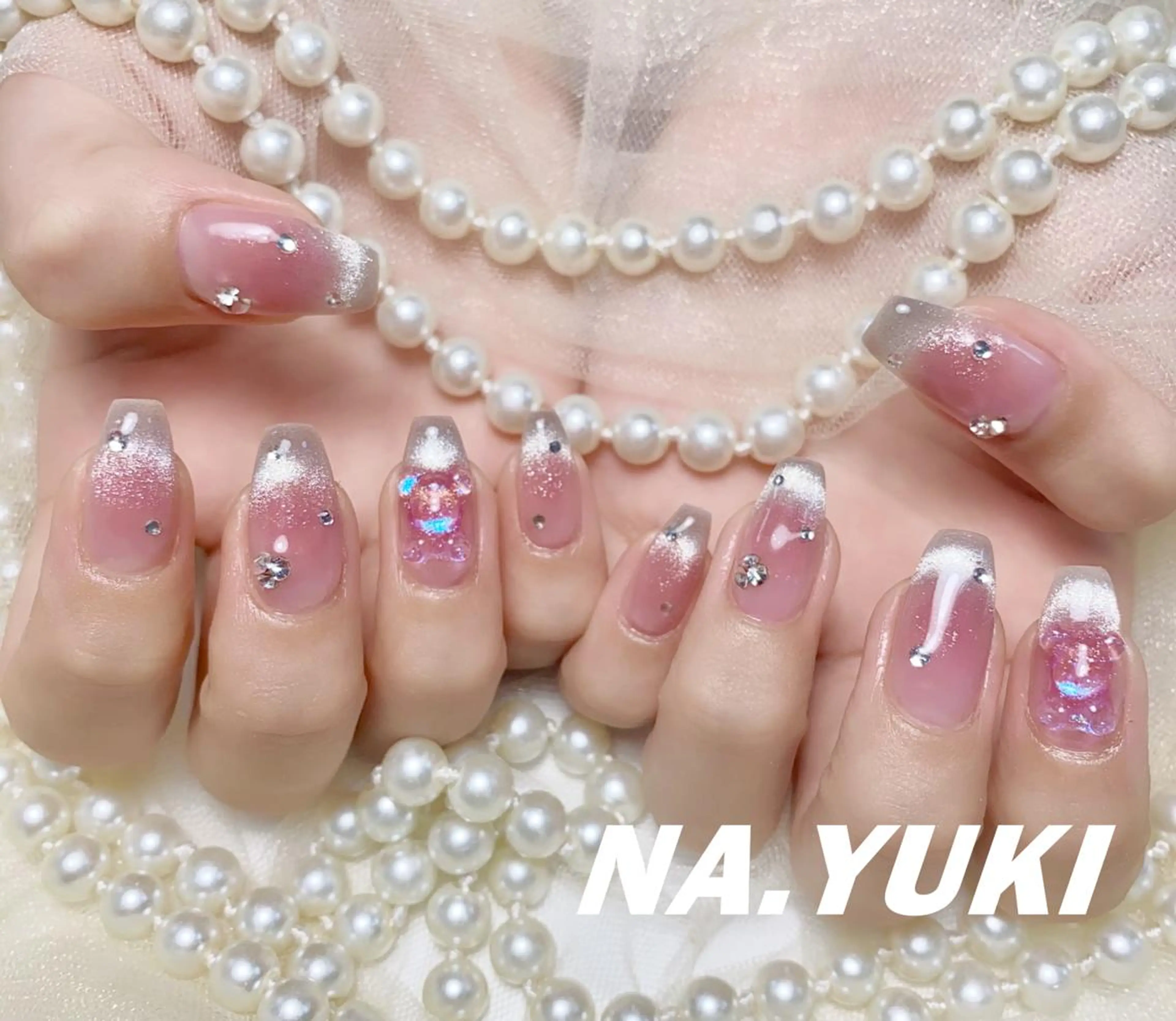 ネイル ハンドネイル ハンドケア 🌷 Mooning 🌷のネイルデザイン