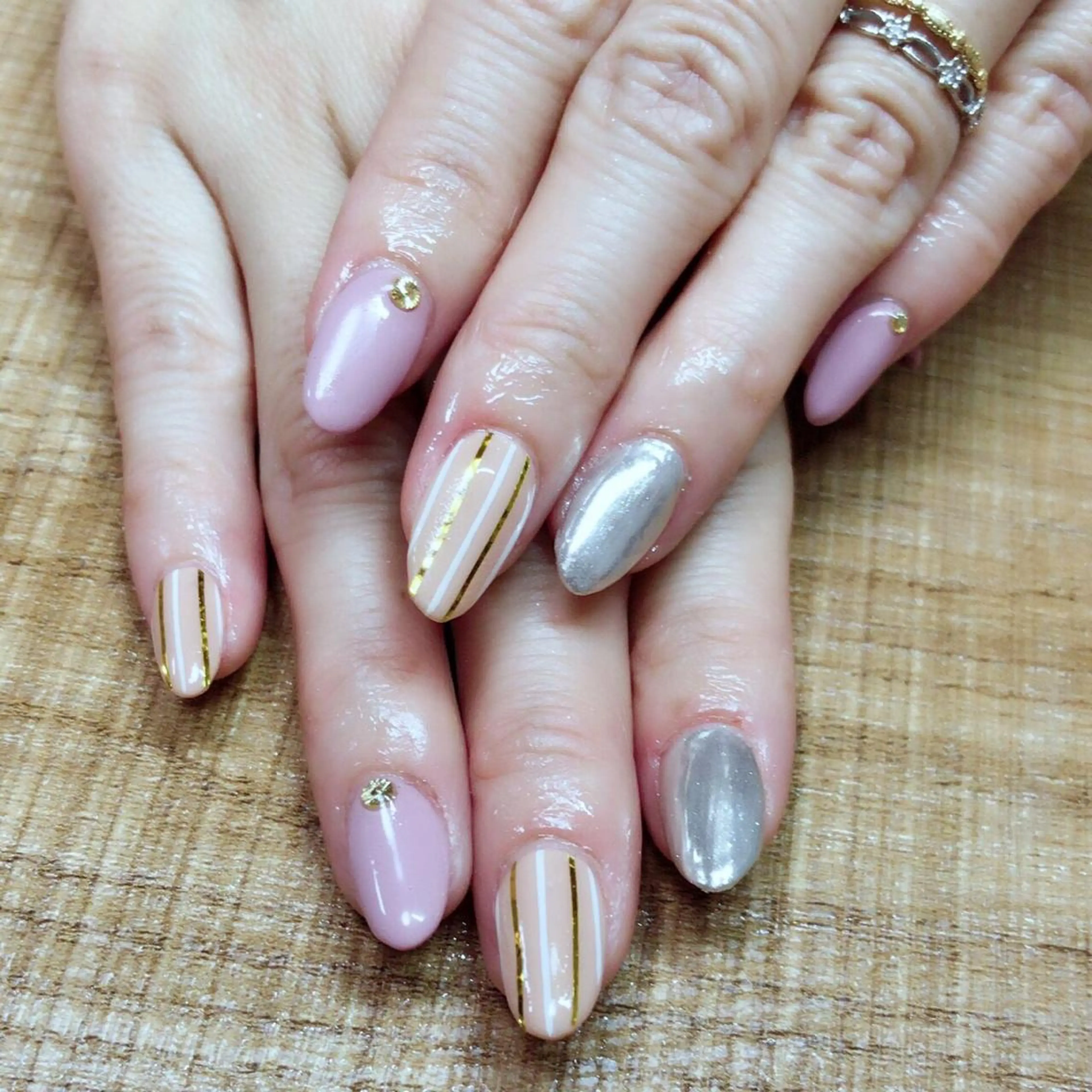 ネイル アートネイル 安藤 Charlotteのネイルデザイン
