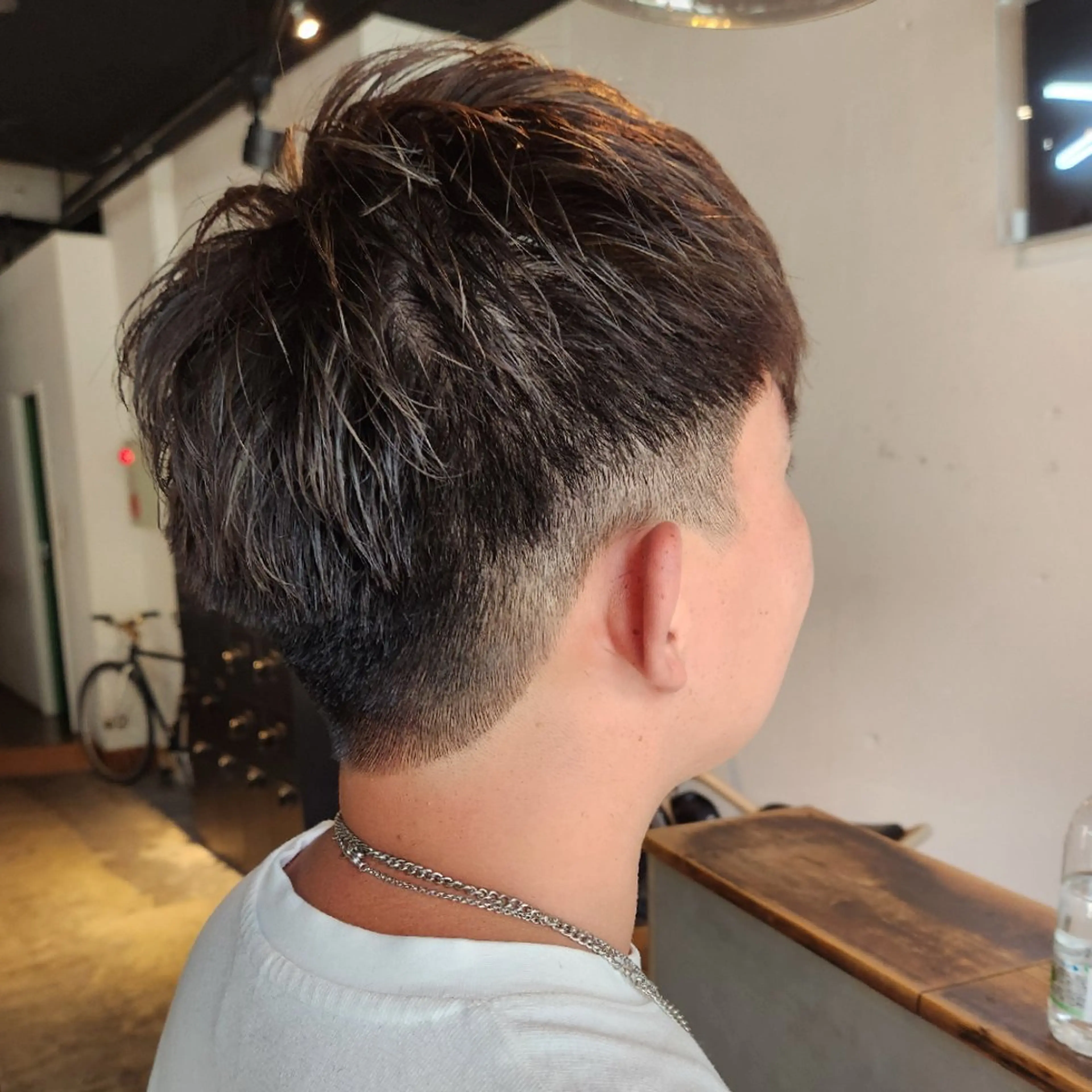 ショート メンズ カラー メンズハイライト ハイライトカラー ハイライト カット ヘアカラー SAVA keyaki所属・ハヤシ マユ ✂のヘアスタイル