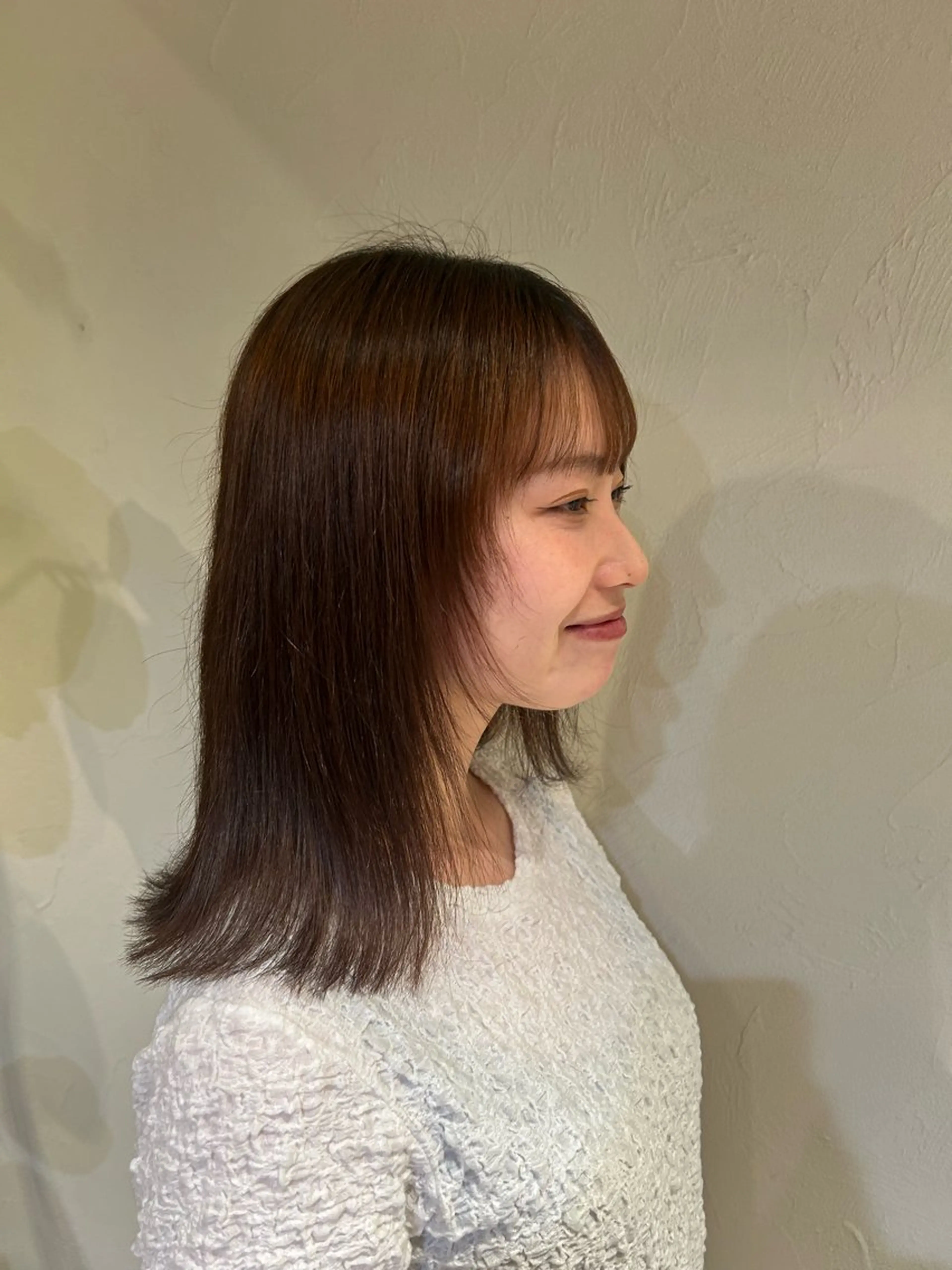 ミディアム レイヤーカット liberal所属・佐々木 美有/箕面美容室のヘアスタイル