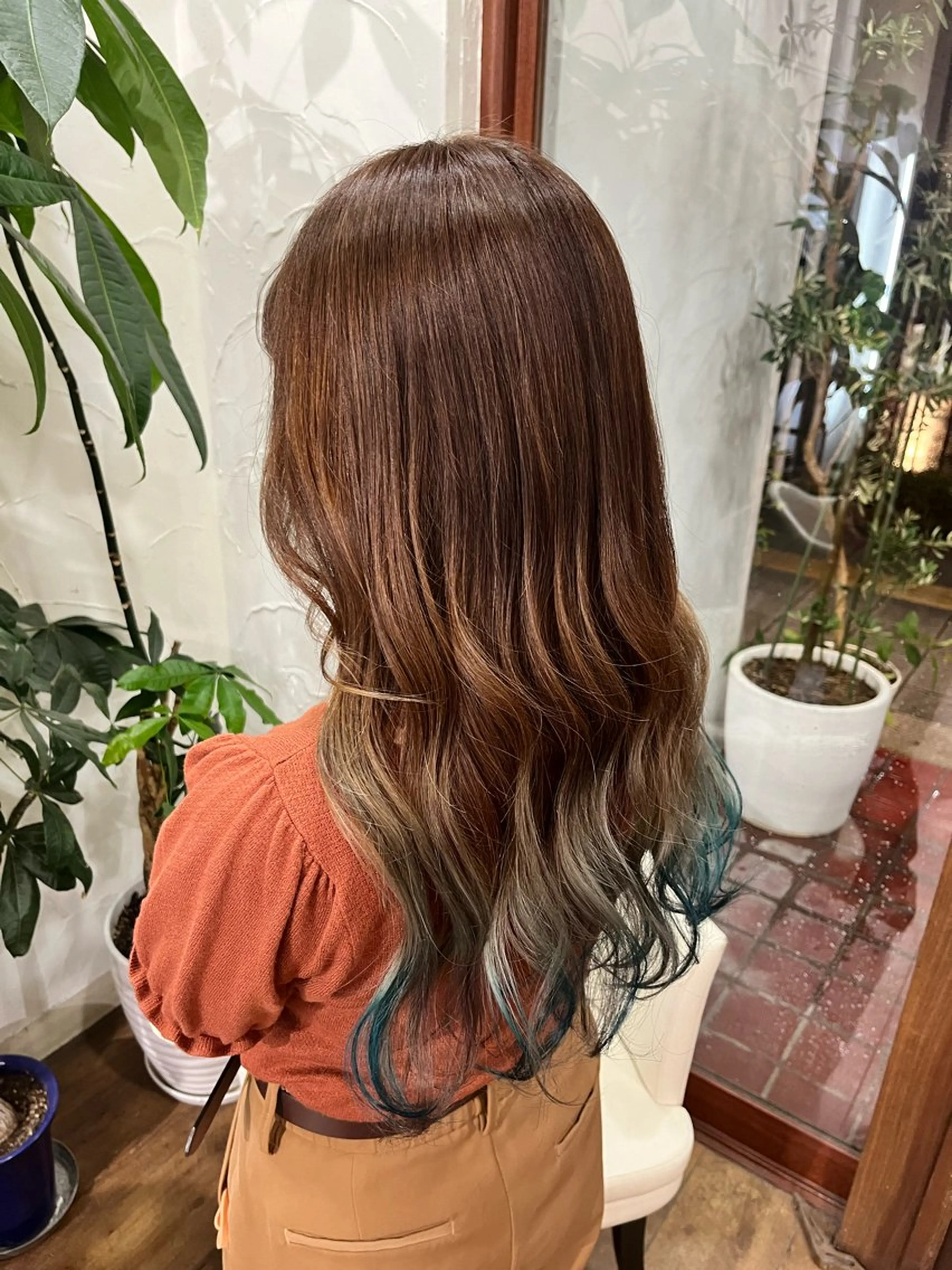 ロング カラー インナーカラー カット ヘアカラー トリートメント 🫧艶髪デザイナー 🫧白石航汰のヘアスタイル
