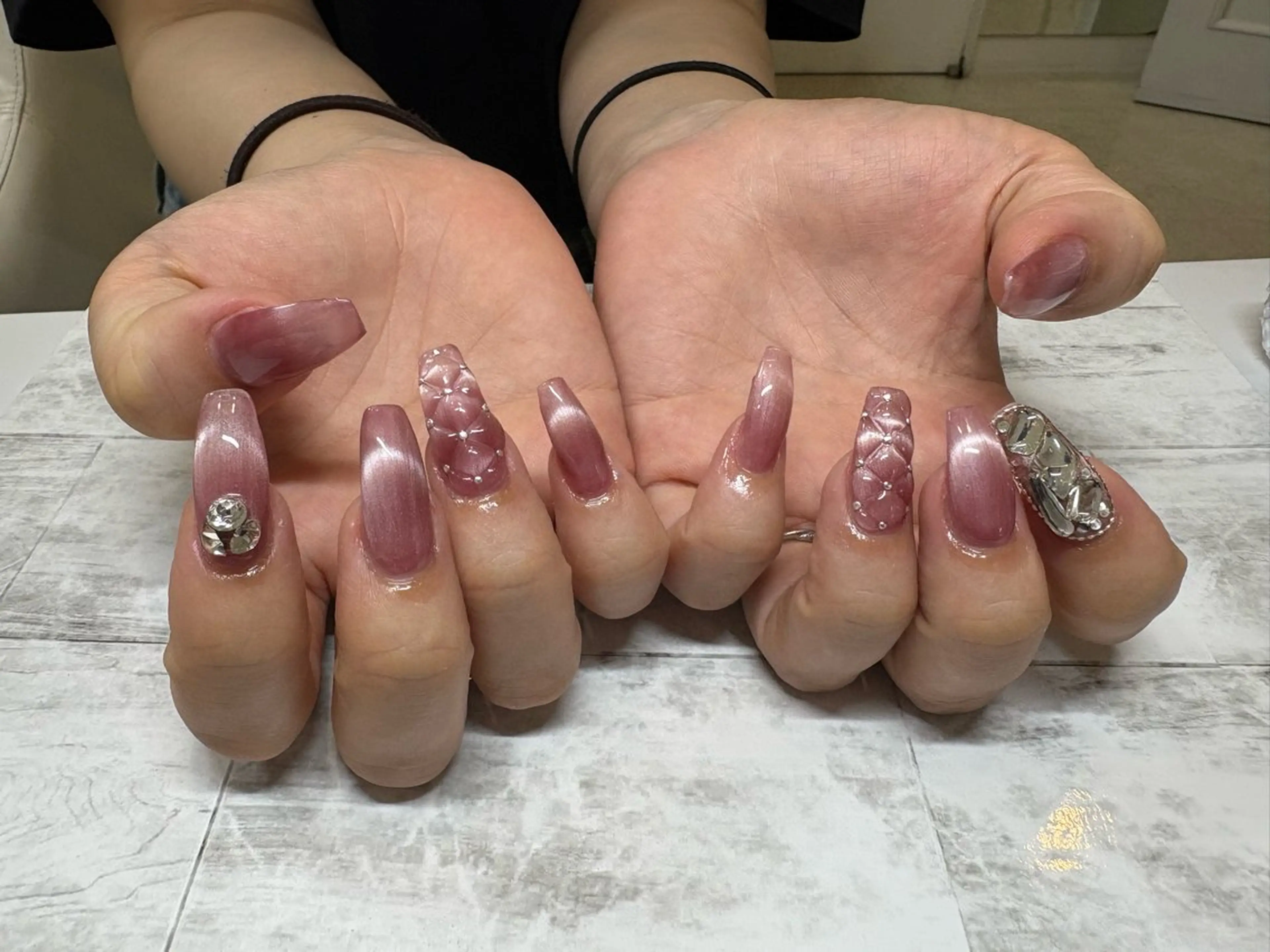 ネイル クレアラルーチェ小倉駅前所属・y mamiのネイルデザイン