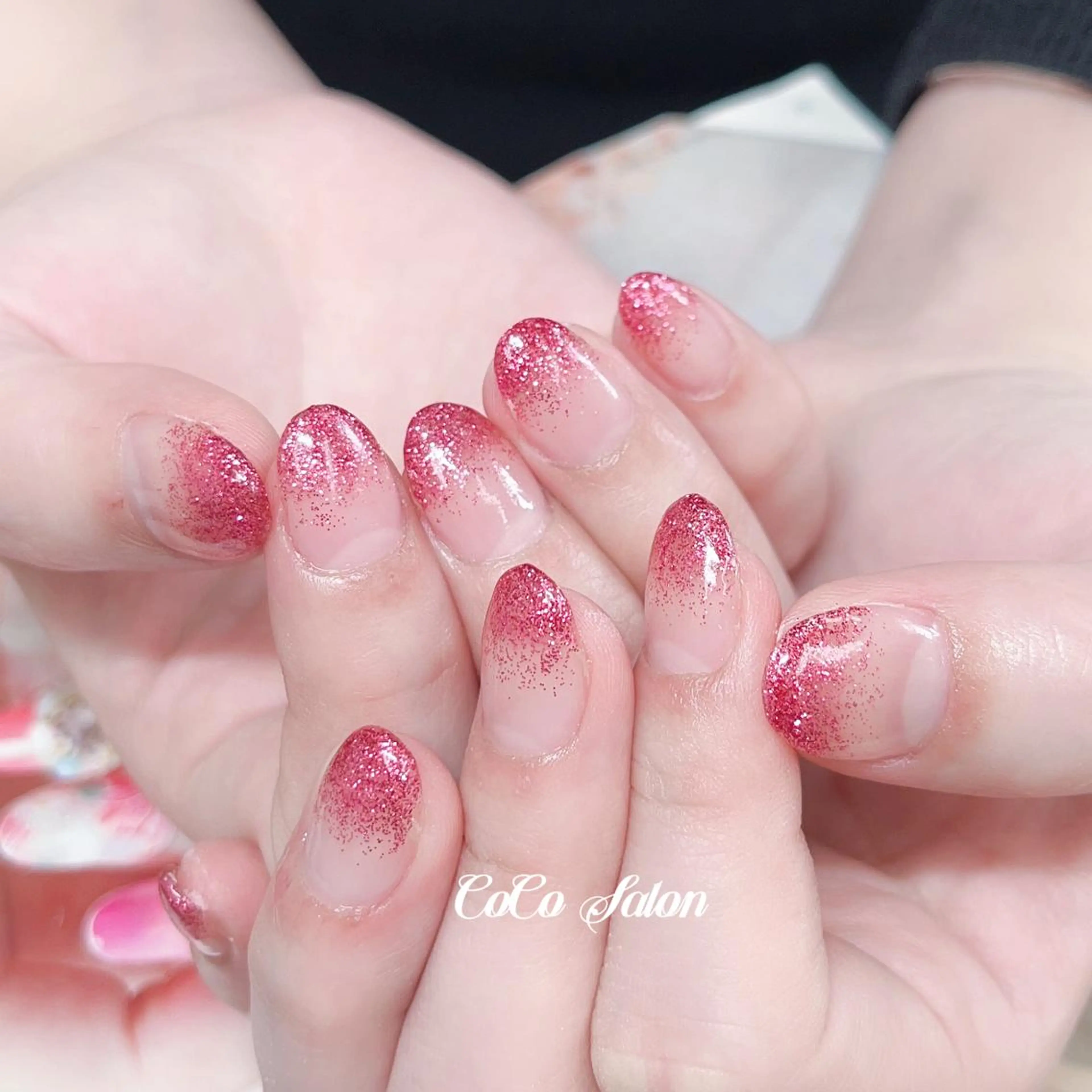 ネイル 長さ出し ジェルネイル グラデーション キラキラネイル 韓国ネイル CoCoSalon ネイル/まつ毛予約のネイルデザイン