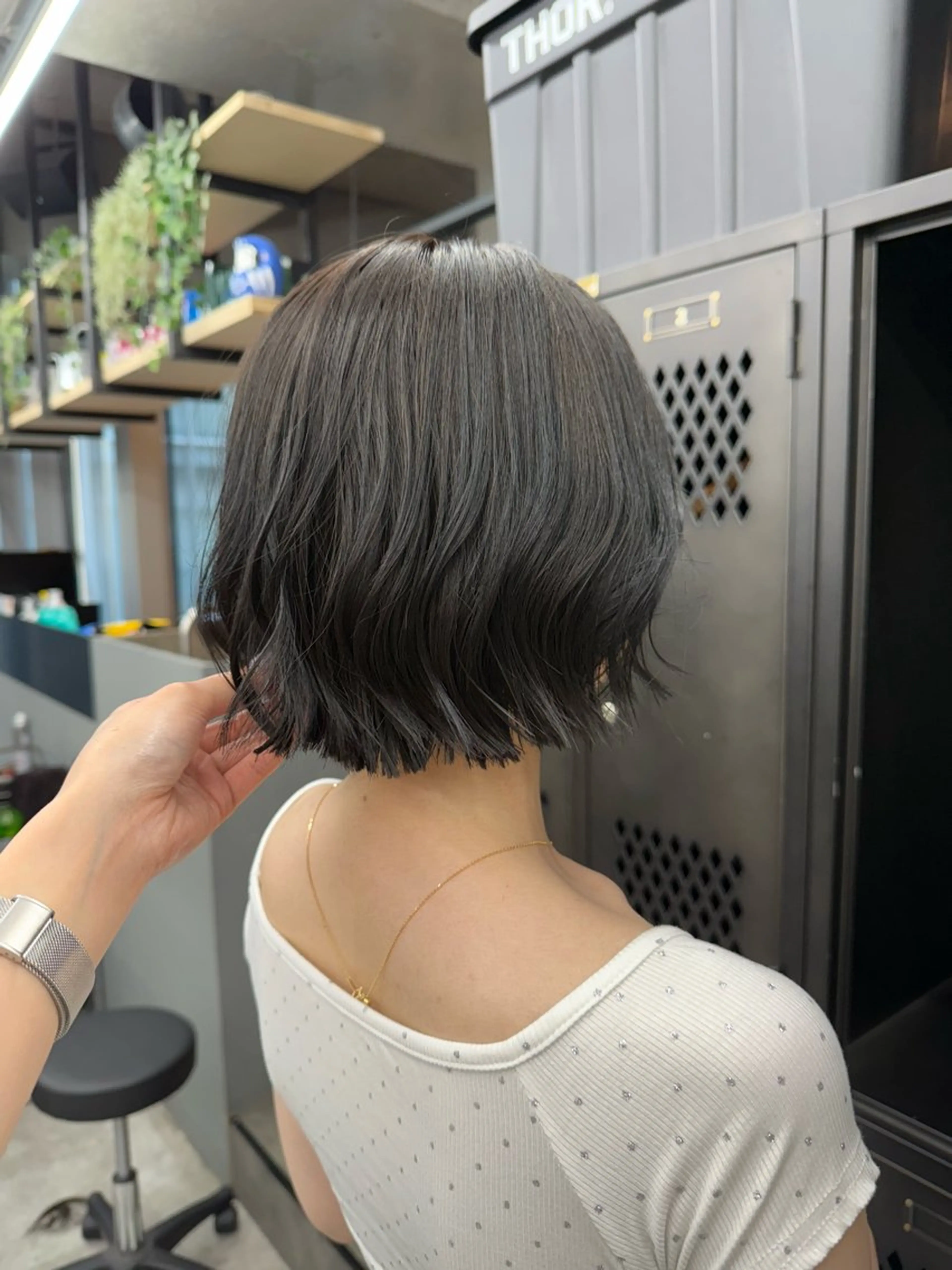 ショート カット ヘアカラー 切りっぱなしボブ/ 小顔ボブNANAのヘアスタイル