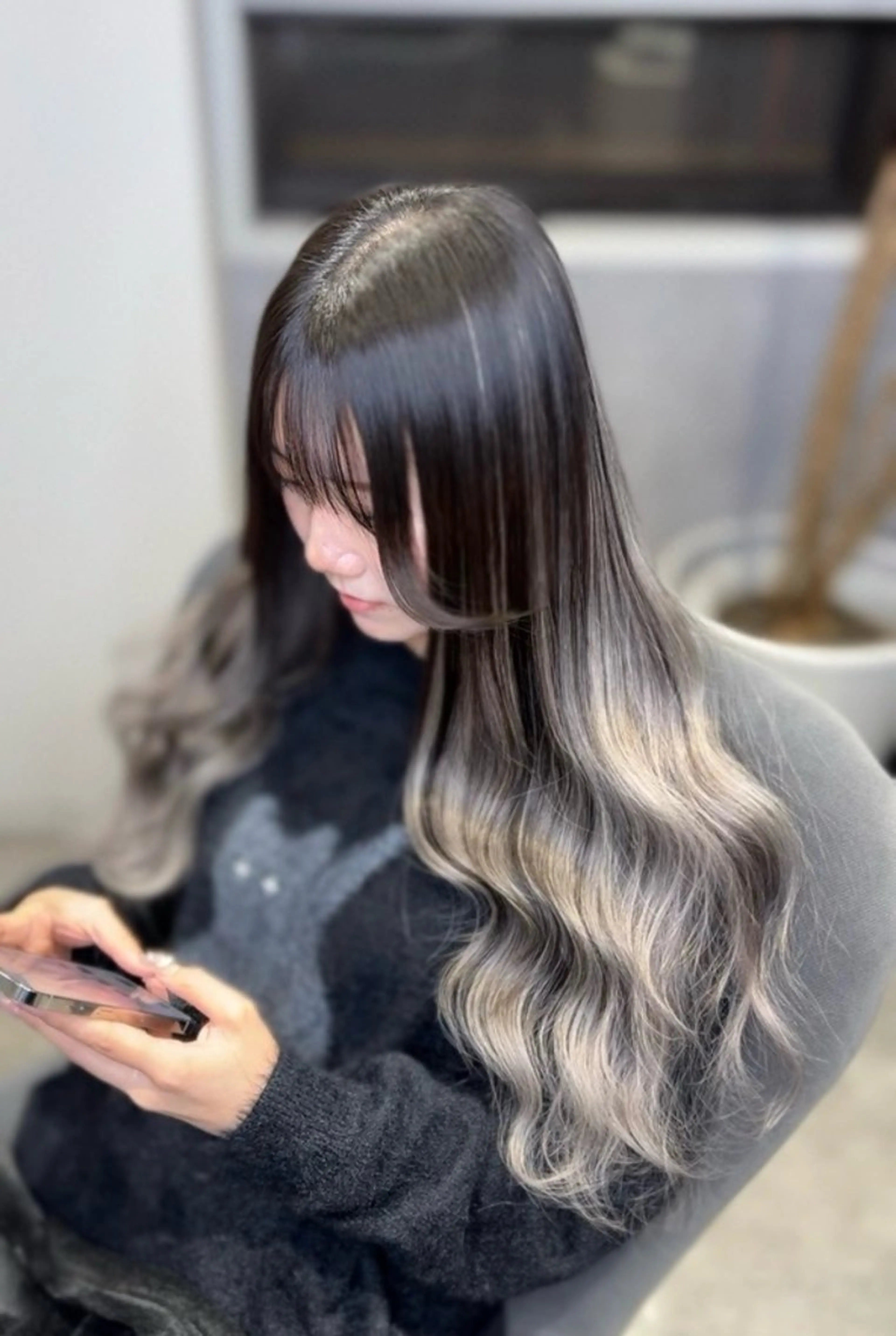 ロング カラー mimiiy梅田 中崎町ハイトーンのヘアスタイル