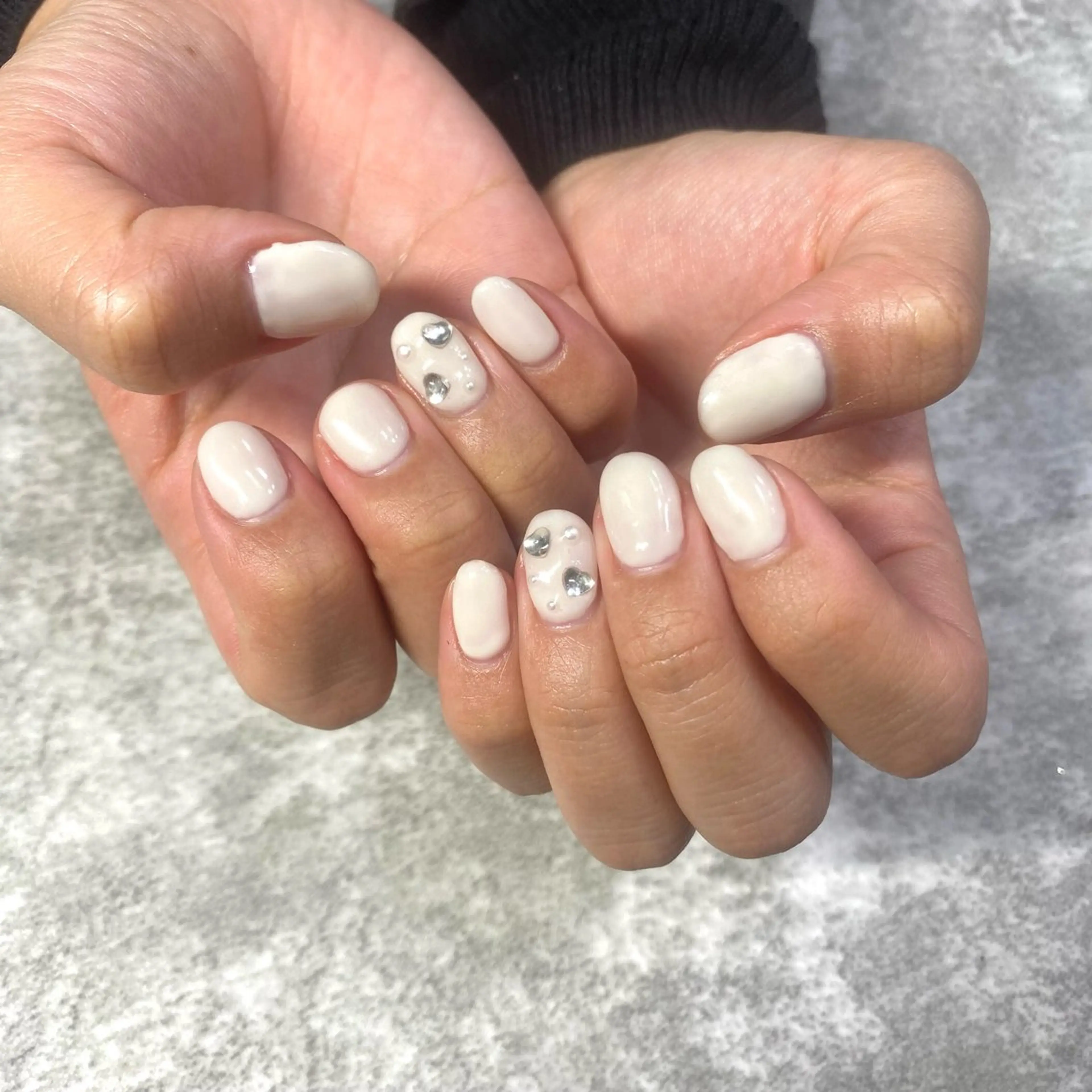 ネイル ハート ストーンネイル ハンドネイル ★Rinail... .のネイルデザイン