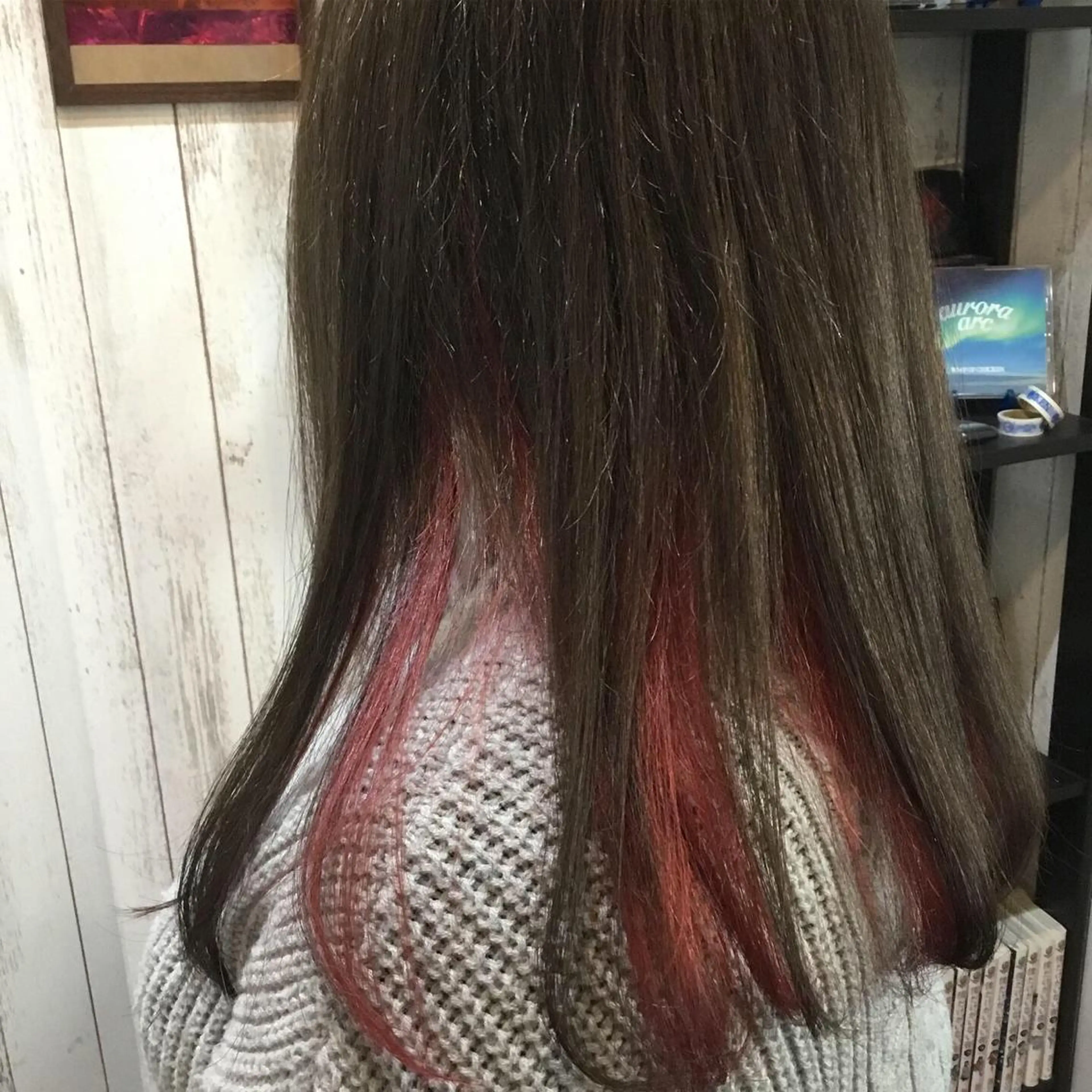 セミロング カラー embrace エンブレイスのヘアスタイル