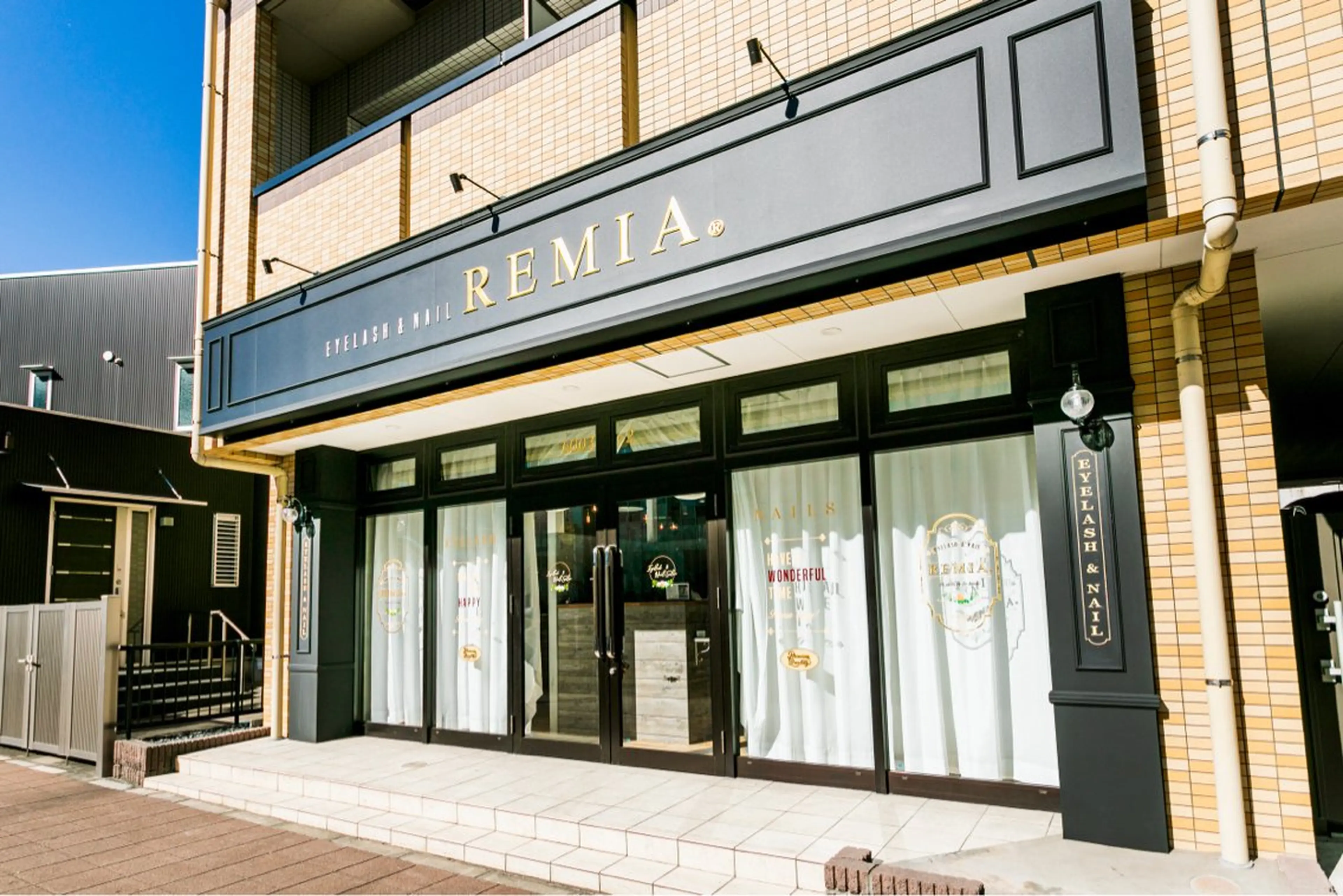 ネイル REMIA 戸塚 小松原のネイルデザイン