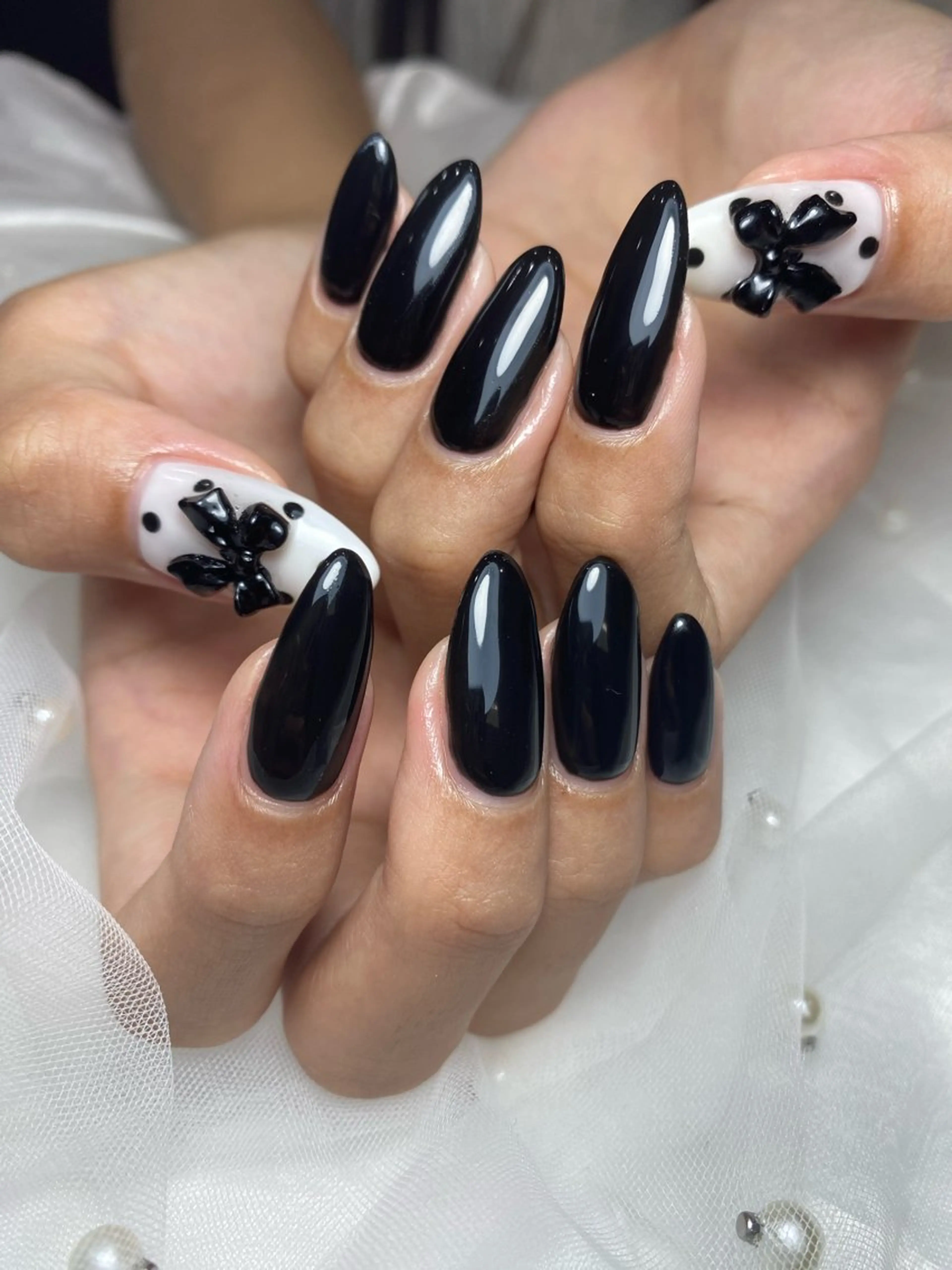 ネイル フラッシュネイル フレンチネイル ジェルネイル グラデーション ラメ(グリッター) ハンドネイル ハンドケア REILLY.　private nail salon所属・Marina 《REILLY.》のネイルデザイン