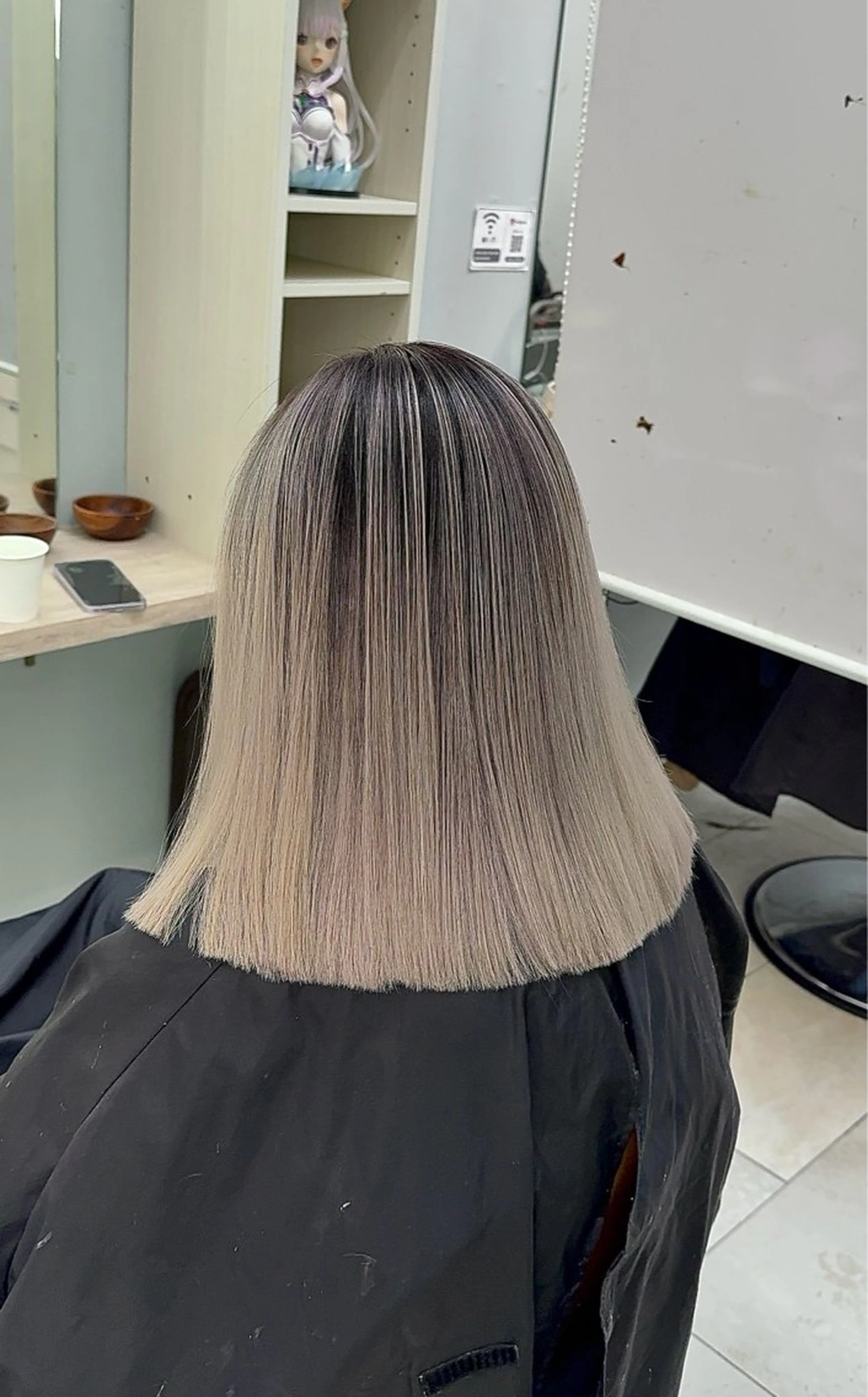 セミロング レイヤーカット カット ヘアカラー Maison所属・Maison 加部のヘアスタイル