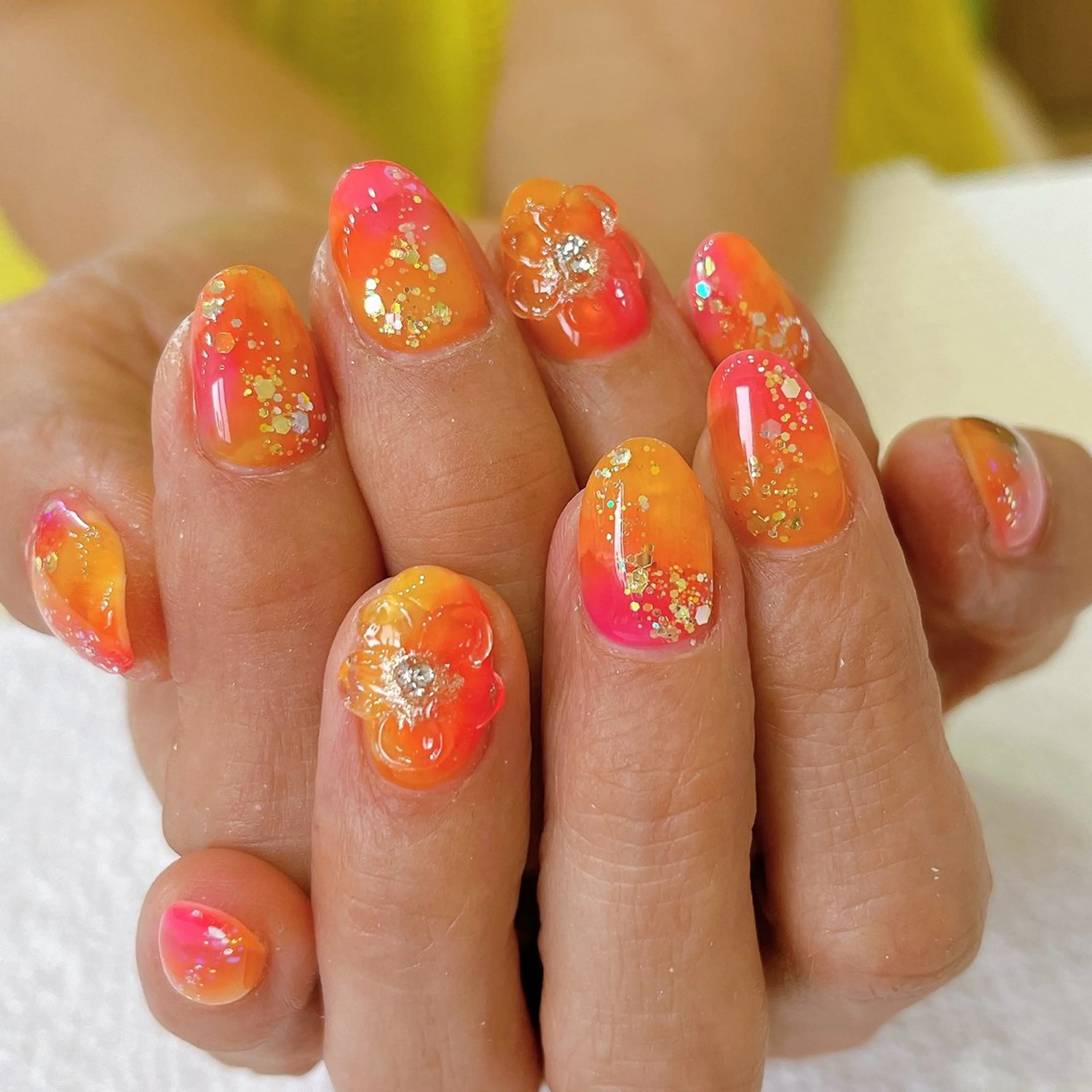 ネイル クリアネイル フラワーネイル オレンジ ピンク Ellenail名古屋所属・伊藤 愛のネイルデザイン