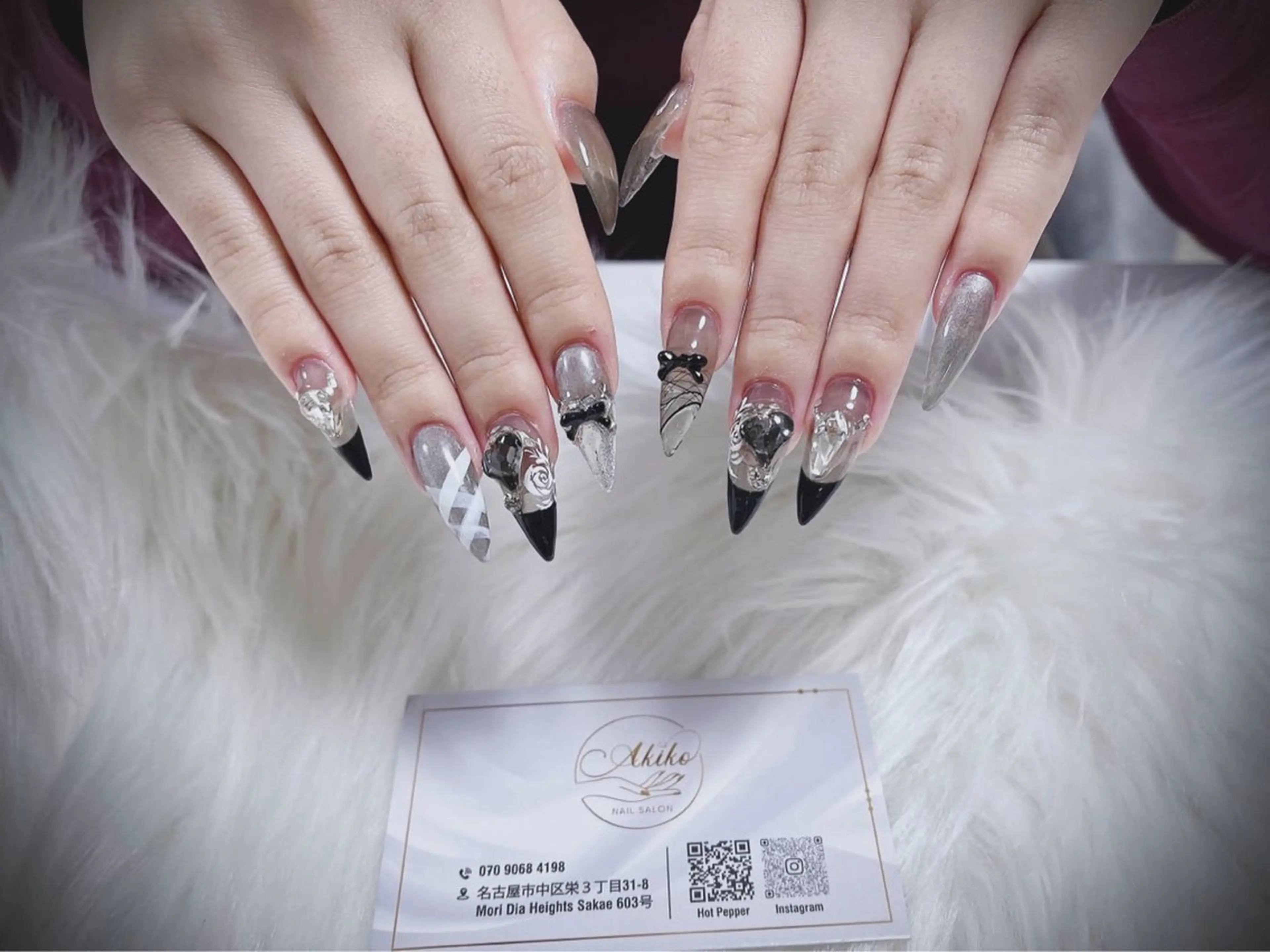 ネイル フットネイル ジェルネイル 韓国ネイル マグネットネイル 持ち込み ハンドネイル Akiko ネイルサロン所属・AKIKO ネイルサロンのネイルデザイン
