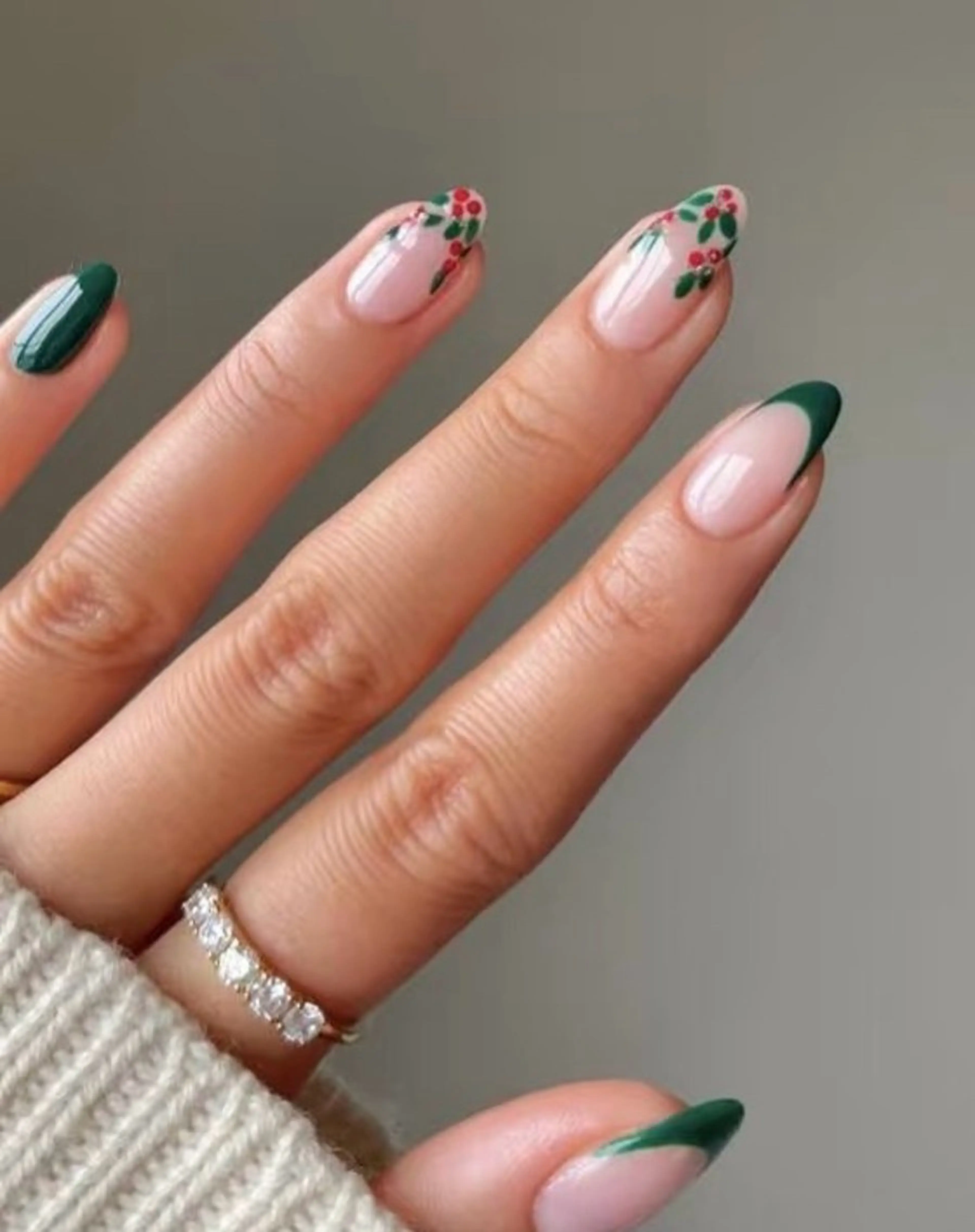 ネイル 高木 維麗絲のネイルデザイン