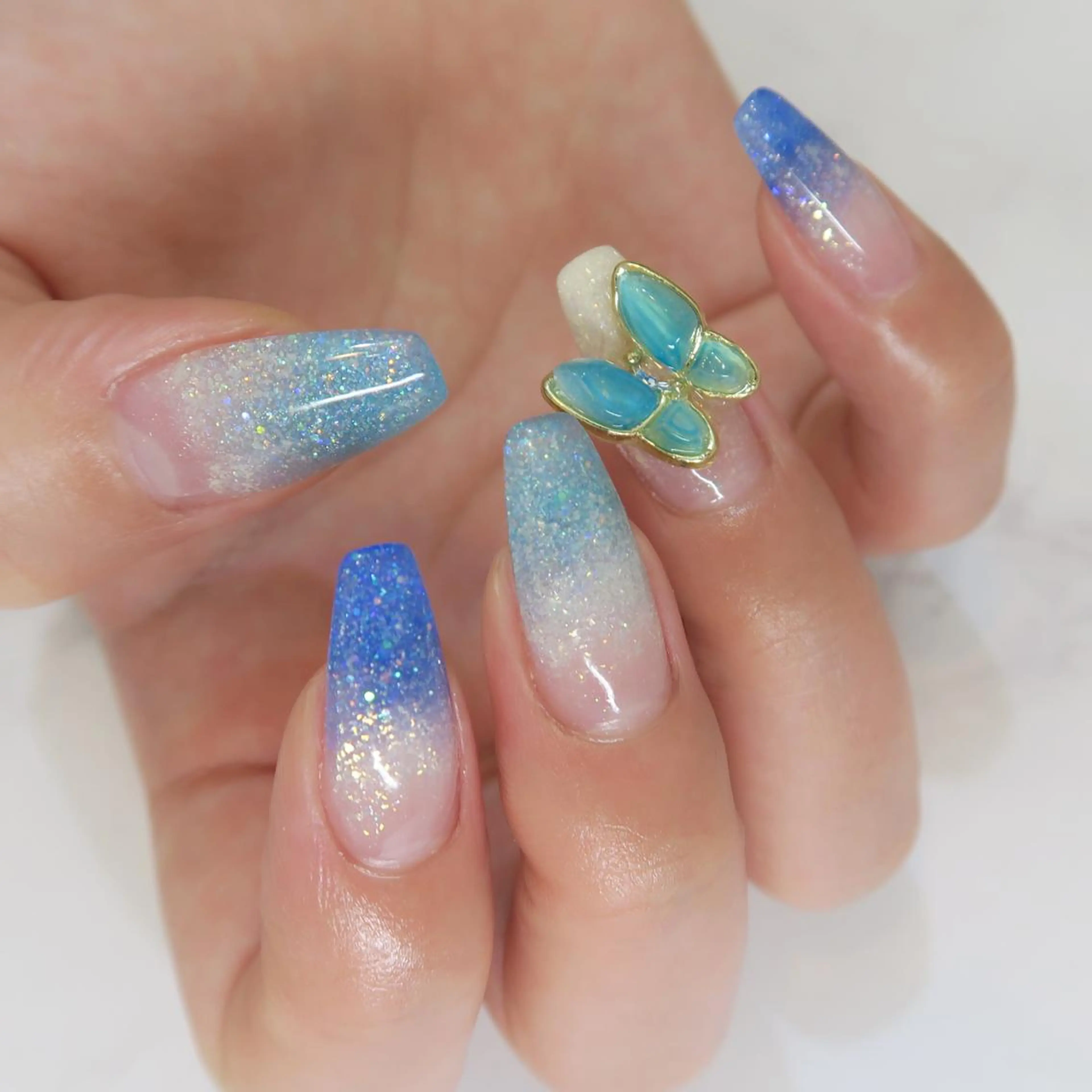 ネイル gloss nail 代々木上原のネイルデザイン