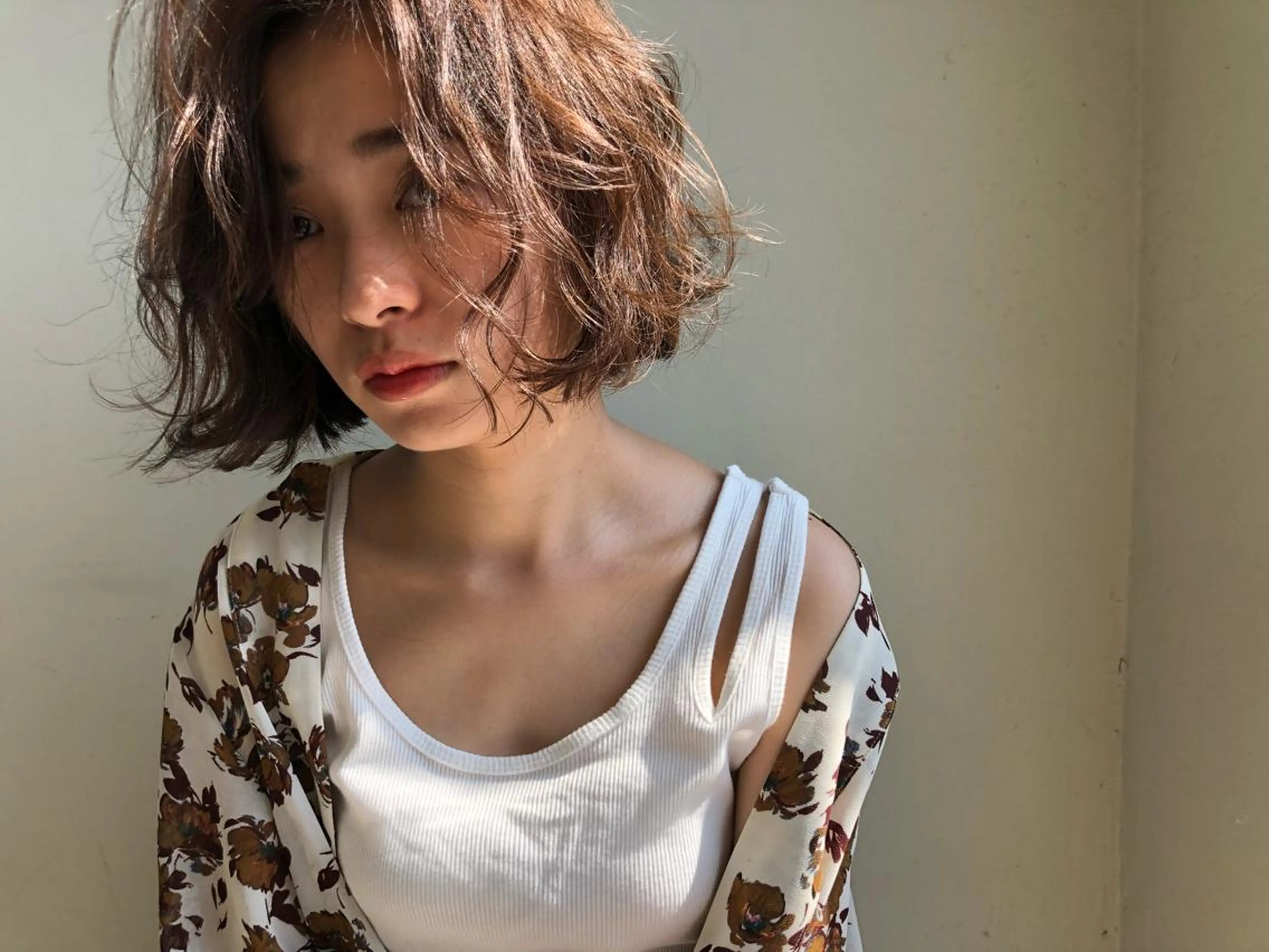ミディアム 切りっぱなしボブ ボブ カット ヘアカラー トリートメント 小澤大輔 YOLO hairのヘアスタイル