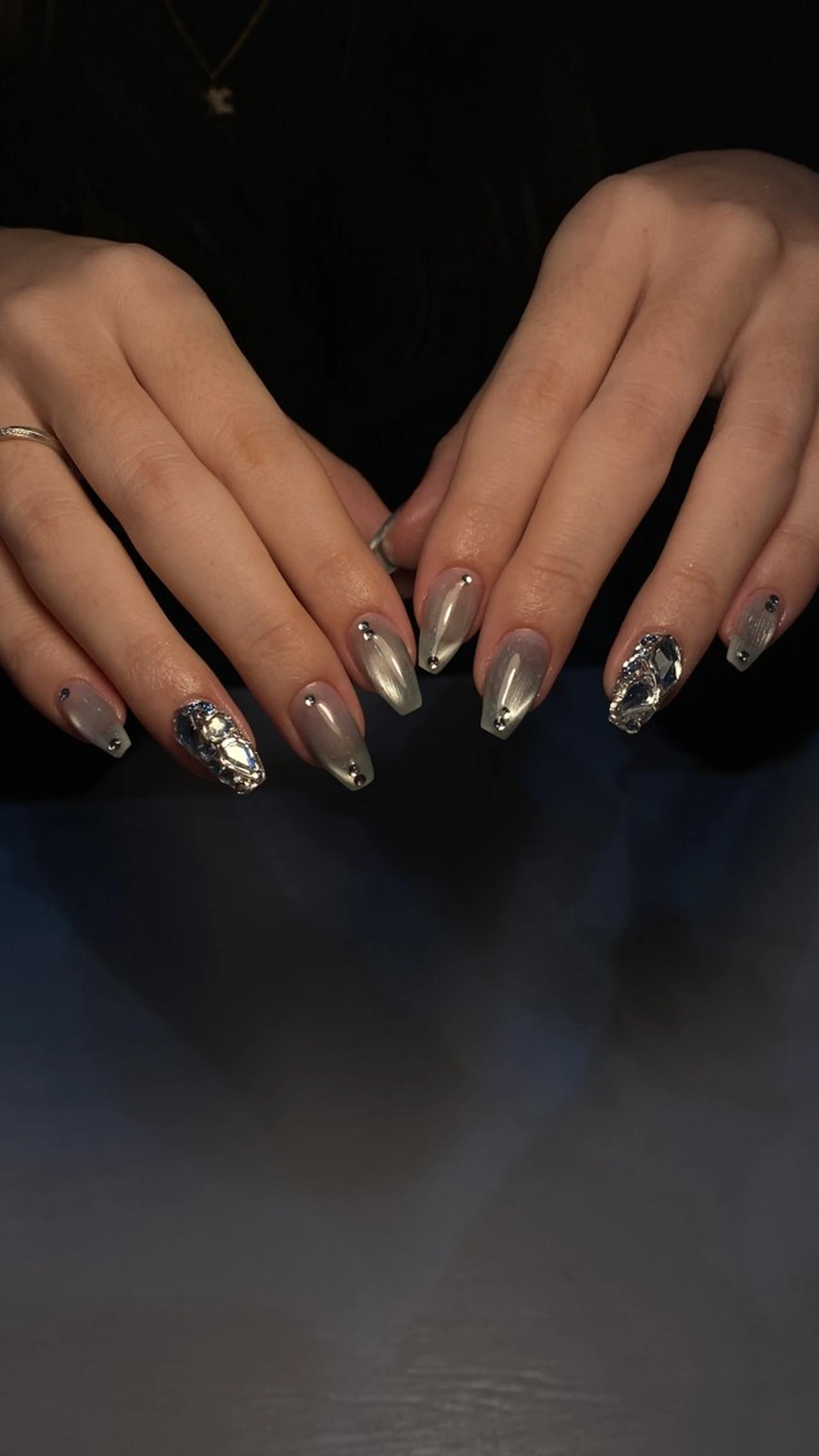 ネイル ハンドネイル ハンドケア NILATE所属・渡邉 あいのネイルデザイン