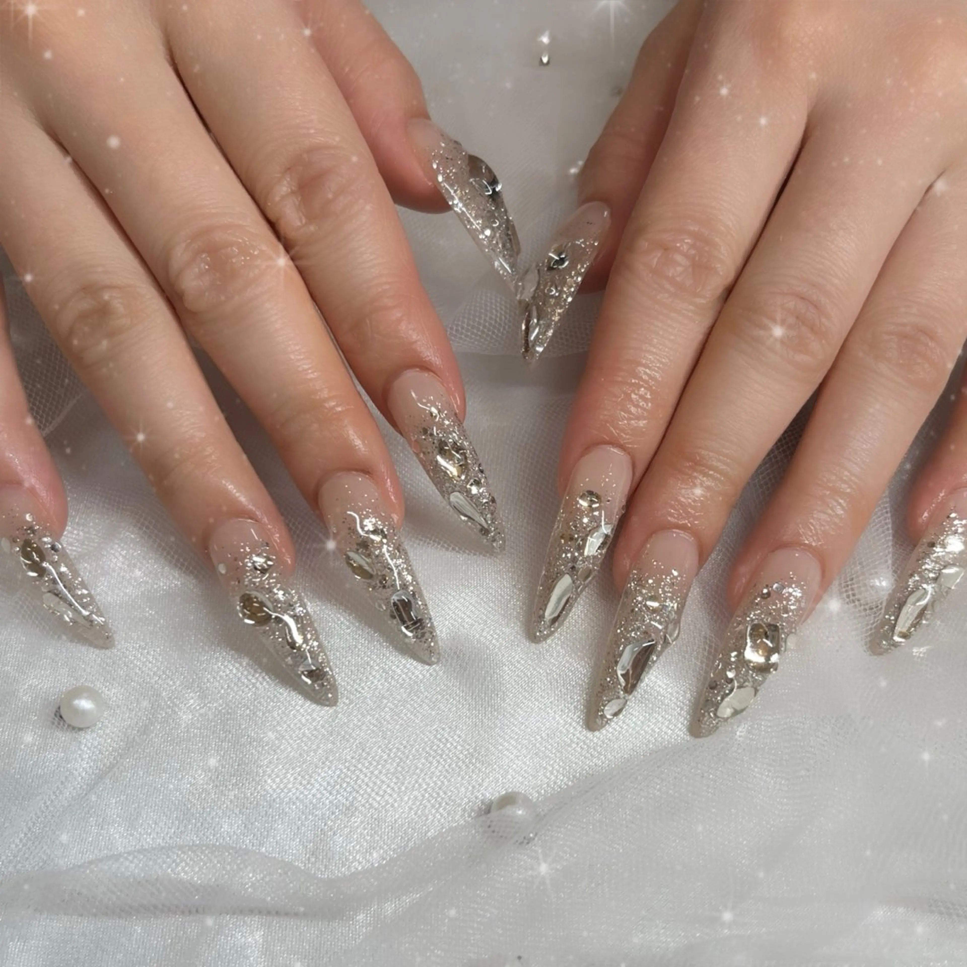 ネイル ラメ(グリッター) ラメグラデーション ストーンネイル ハンドネイル ブルーデイジー栄本店所属・BlueDaisy 栄本店のネイルデザイン