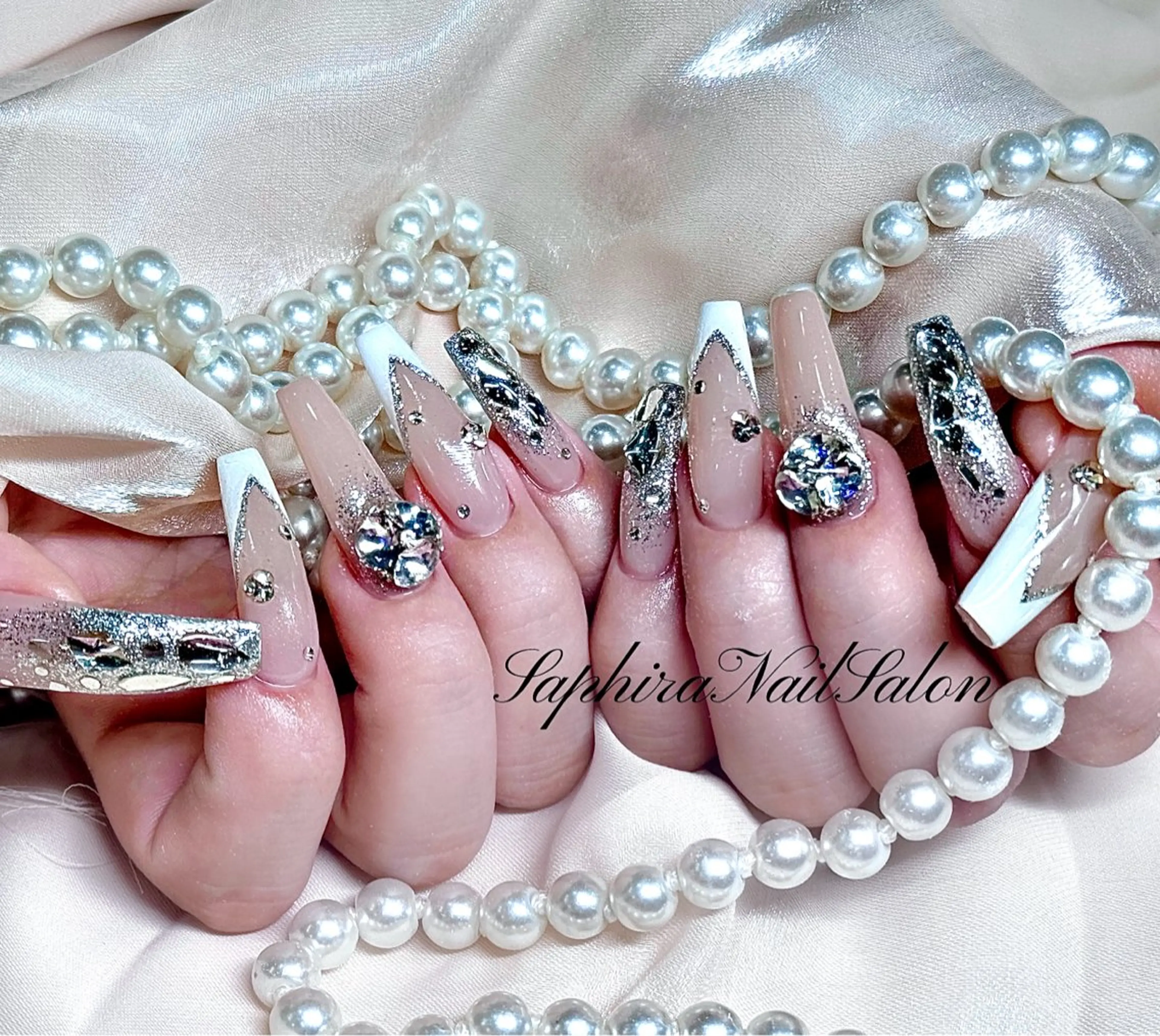ロング カラー ハンドネイル SaphiraNailSalon所属・saphira nailのネイルデザイン