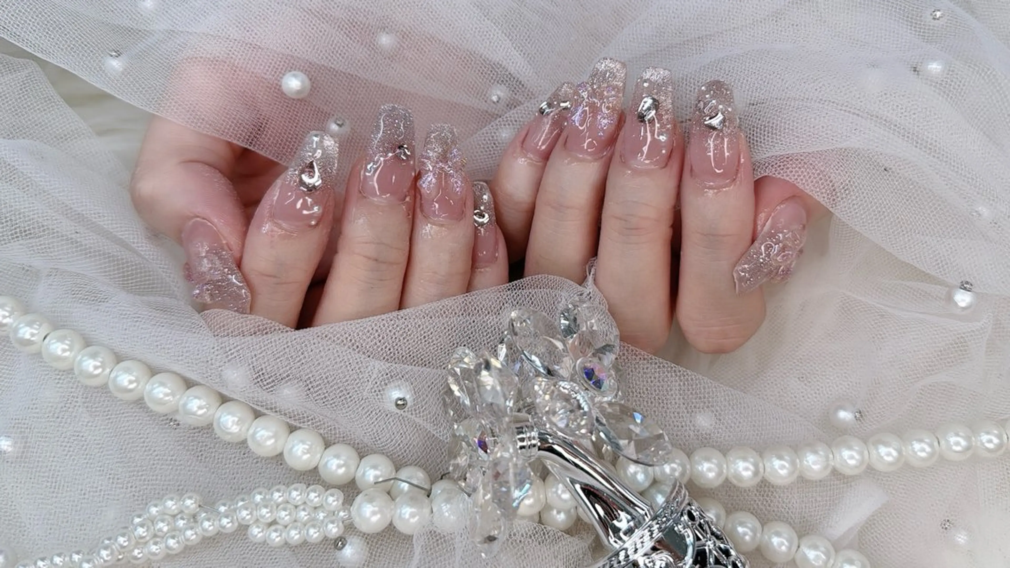 ネイル Minéa nailのネイルデザイン