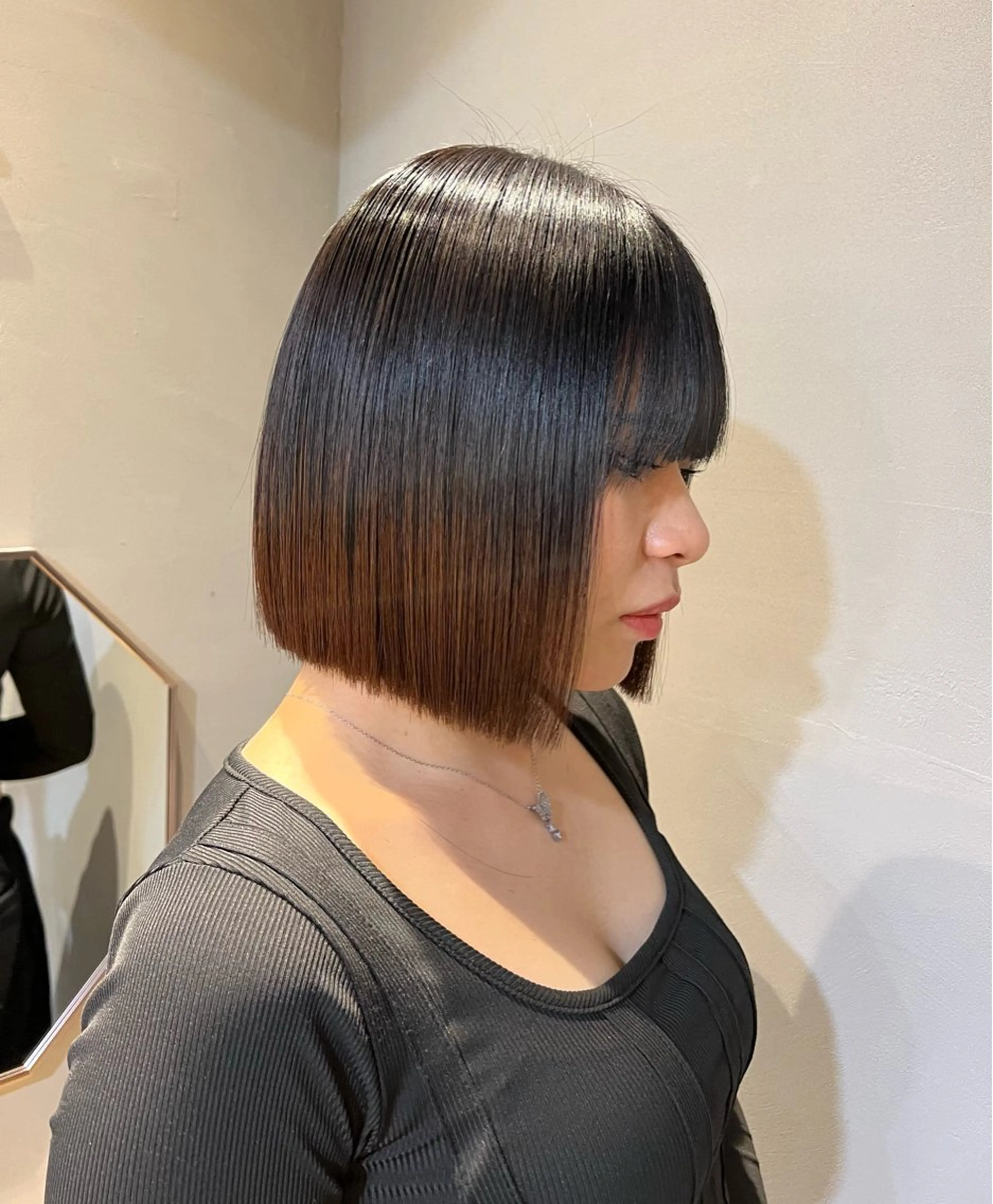 ショート 切りっぱなしボブ ボブ 神戸ボブ✂️ ioe三宮/田 伸佳のヘアスタイル