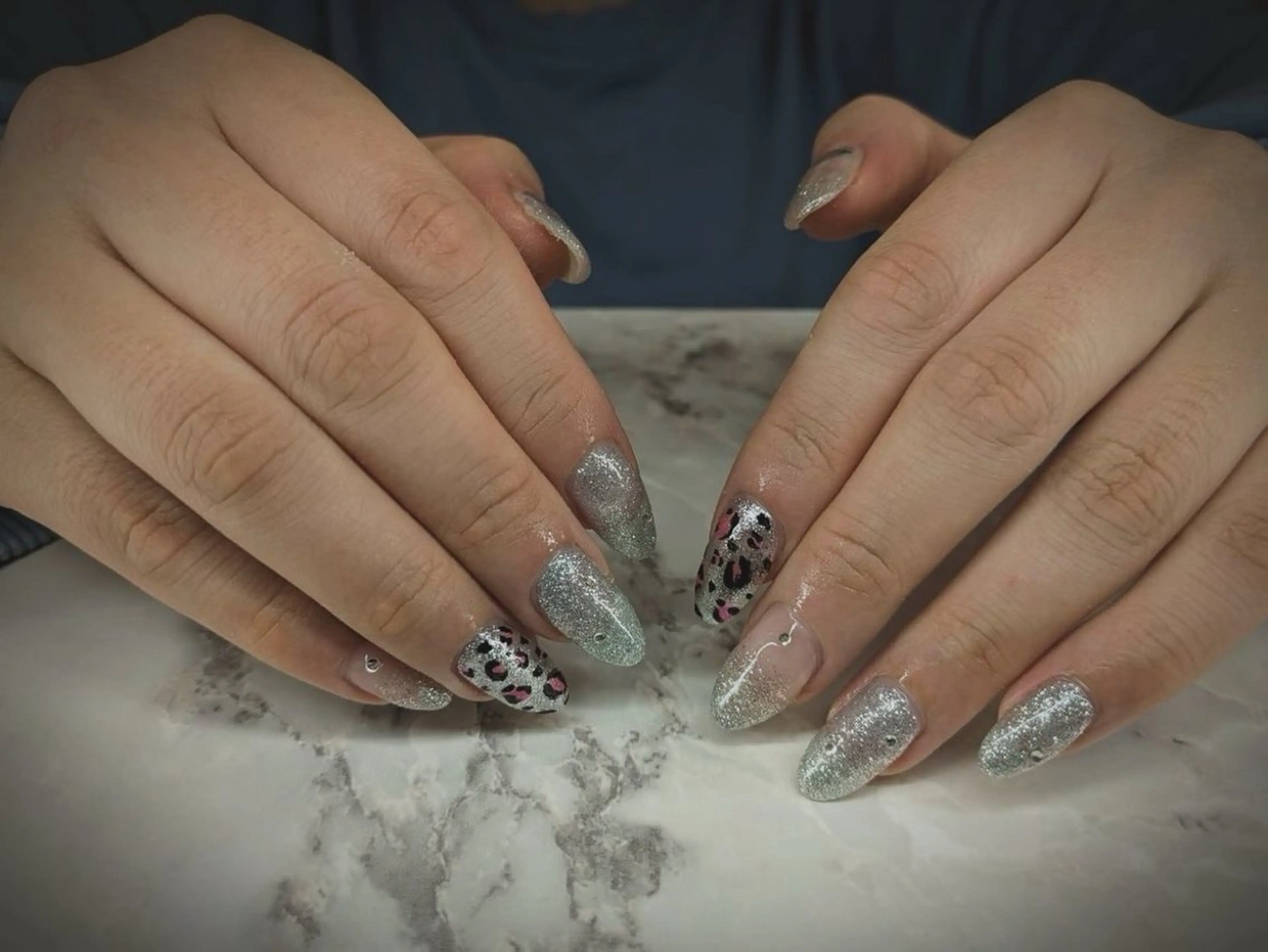 ネイル アートネイル フラッシュネイル AKI RAのネイルデザイン