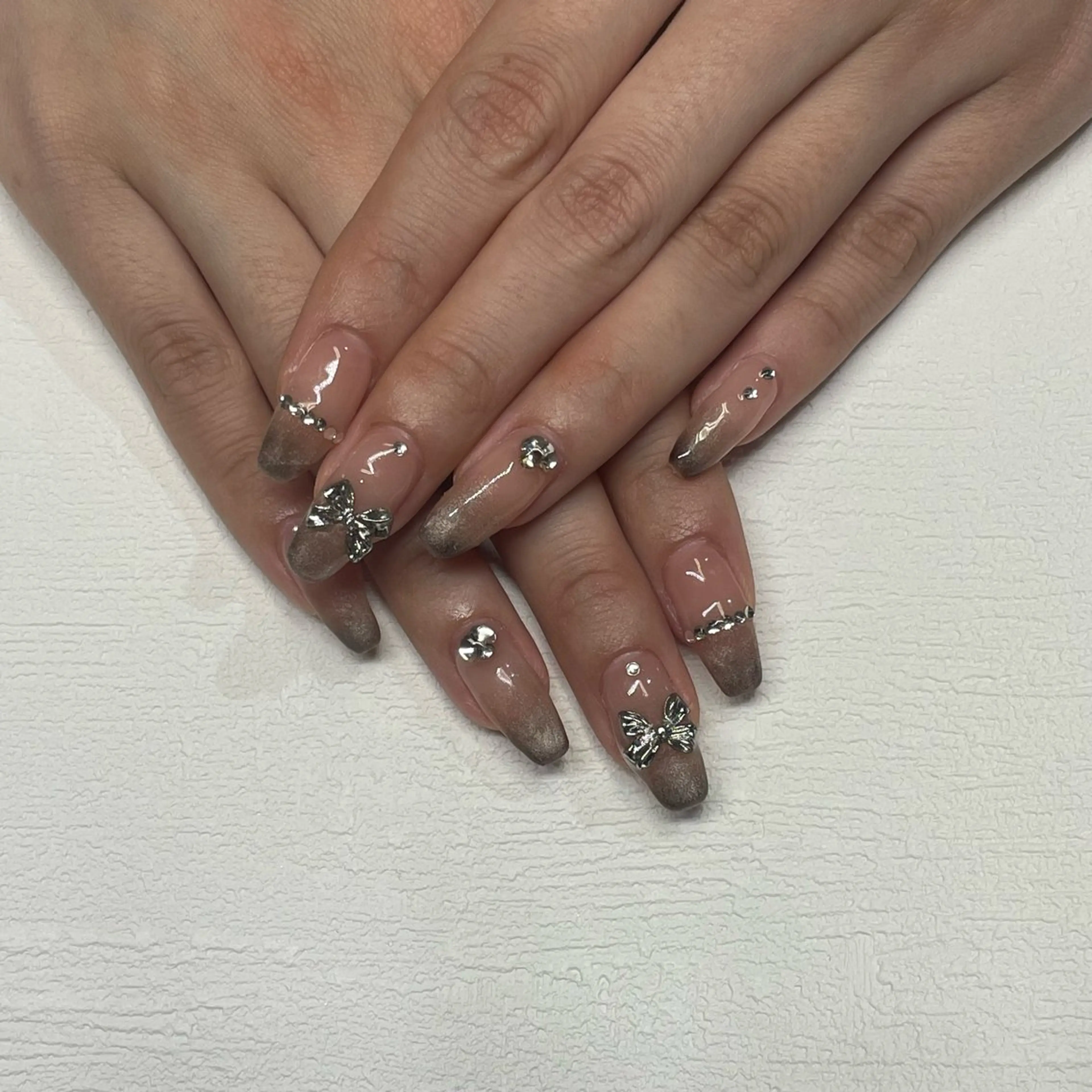 ネイル ハンドネイル Ada立川店🫧宮田 美桜のネイルデザイン