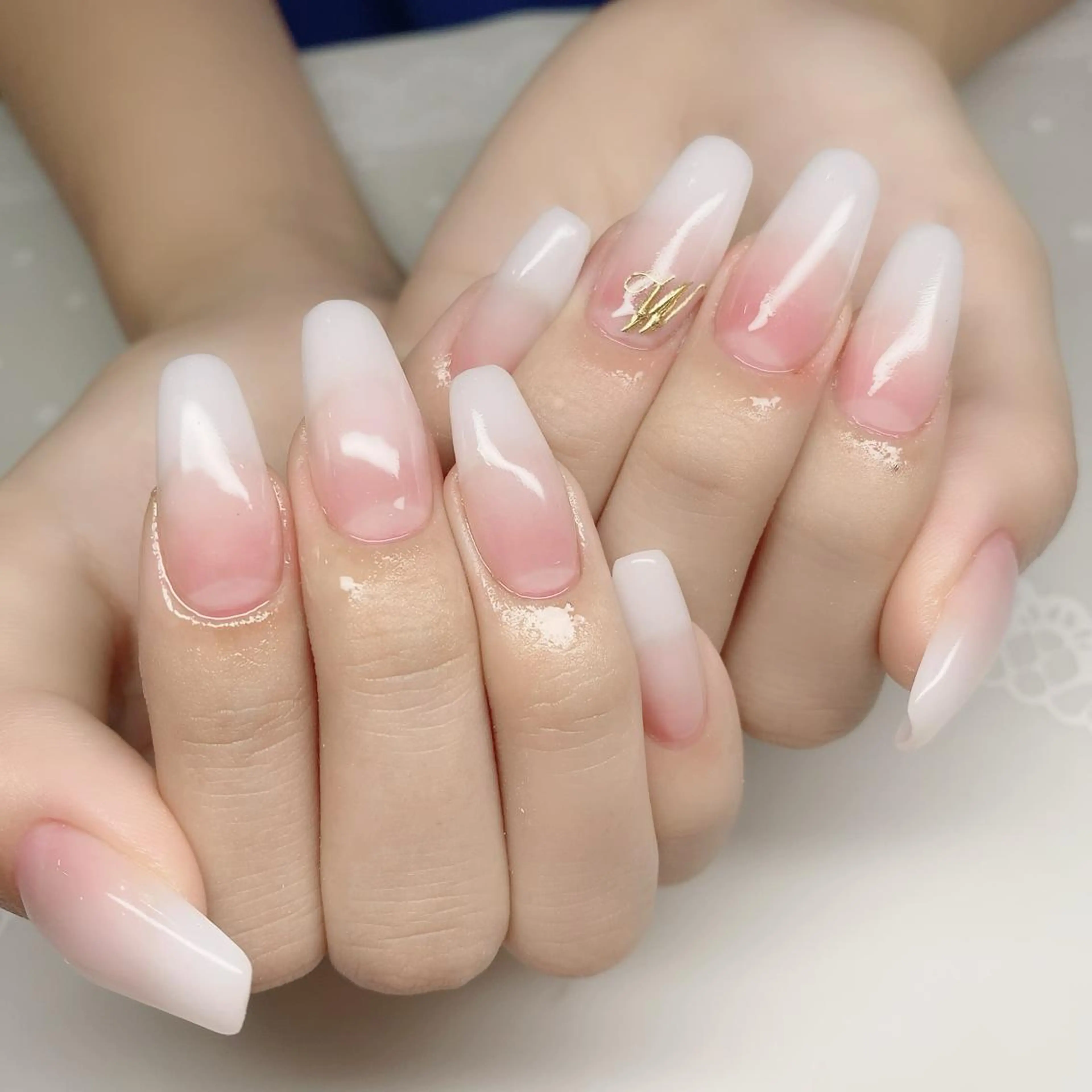 セミロング ネイル nail salon azuのネイルデザイン