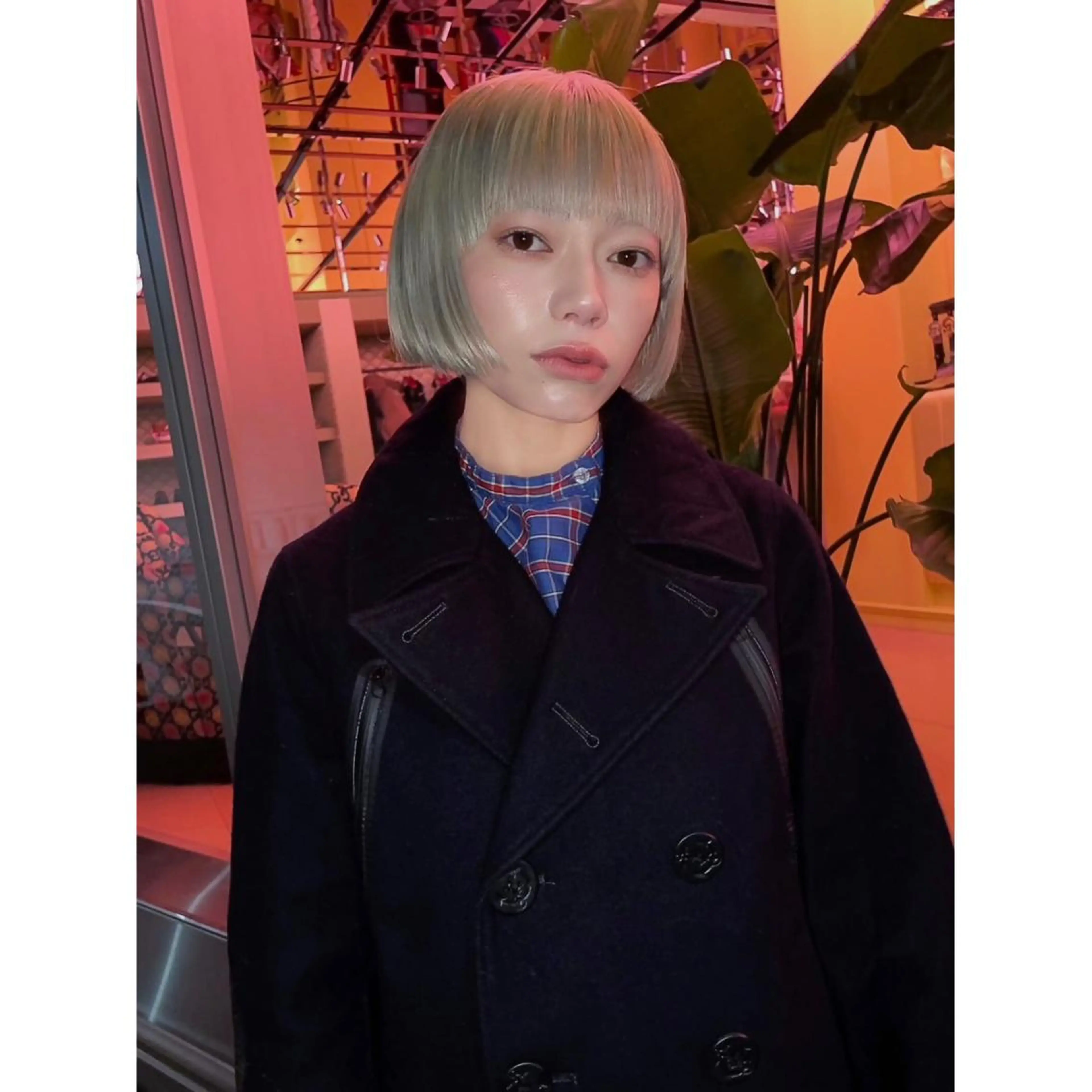 ショート カラー カット ヘアカラー トリートメント SALOWIN所属・ブリーチ🧹 ボブ✨レイヤーのヘアスタイル