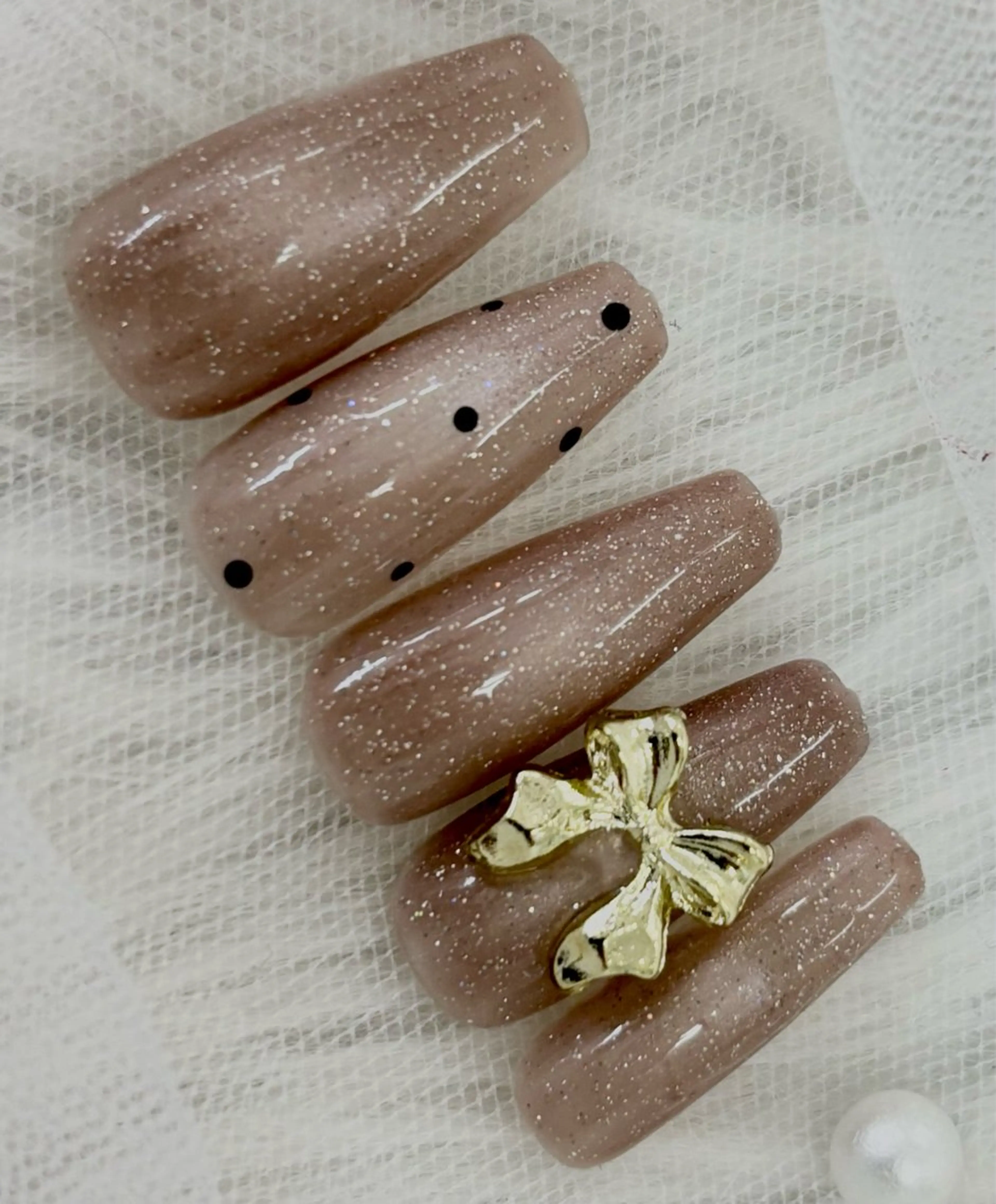 ネイル アートネイル ラメ(グリッター) マグネットネイル 冬ネイル ハンドネイル SERINA NAILのネイルデザイン