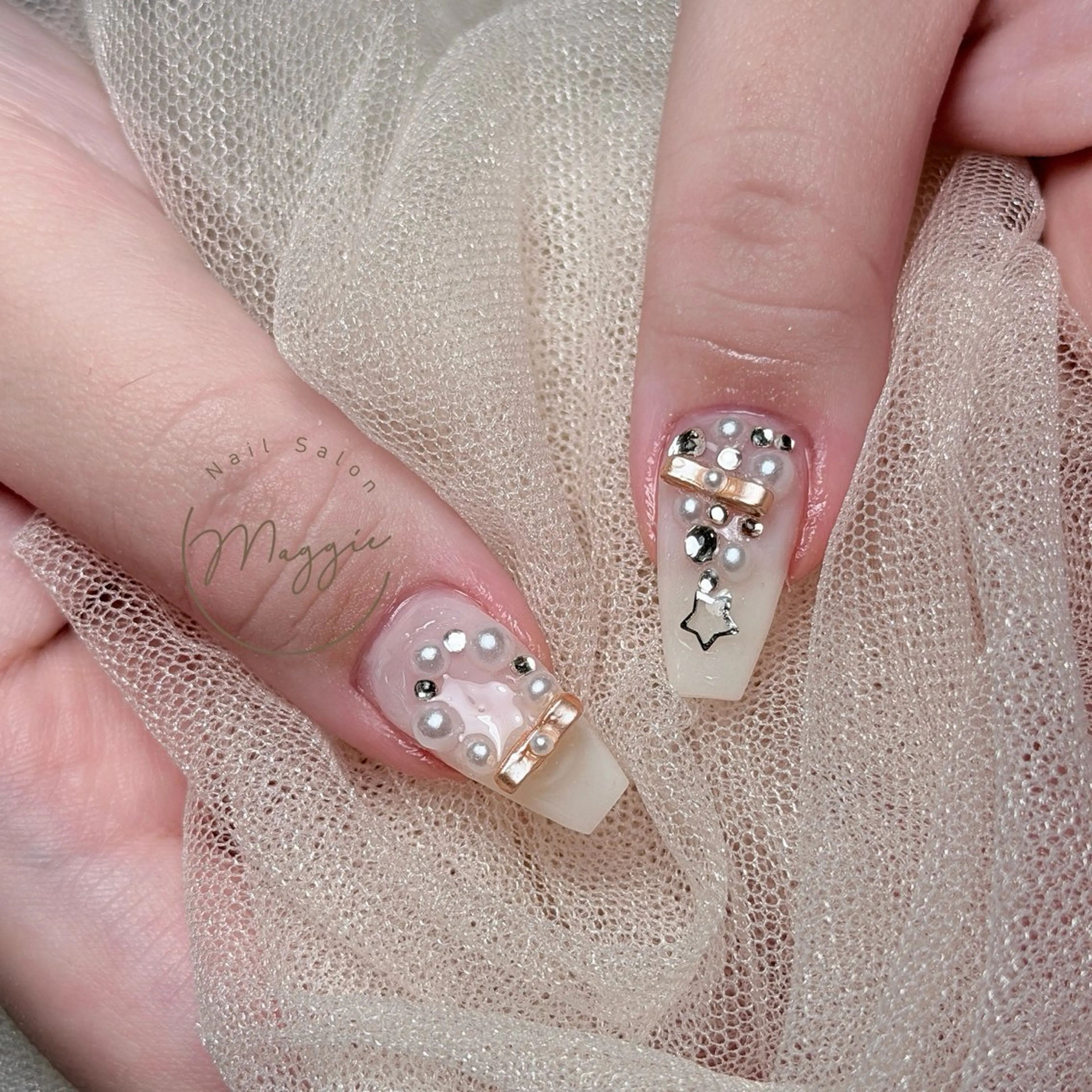 ネイル Maggie Nail🦩のネイルデザイン