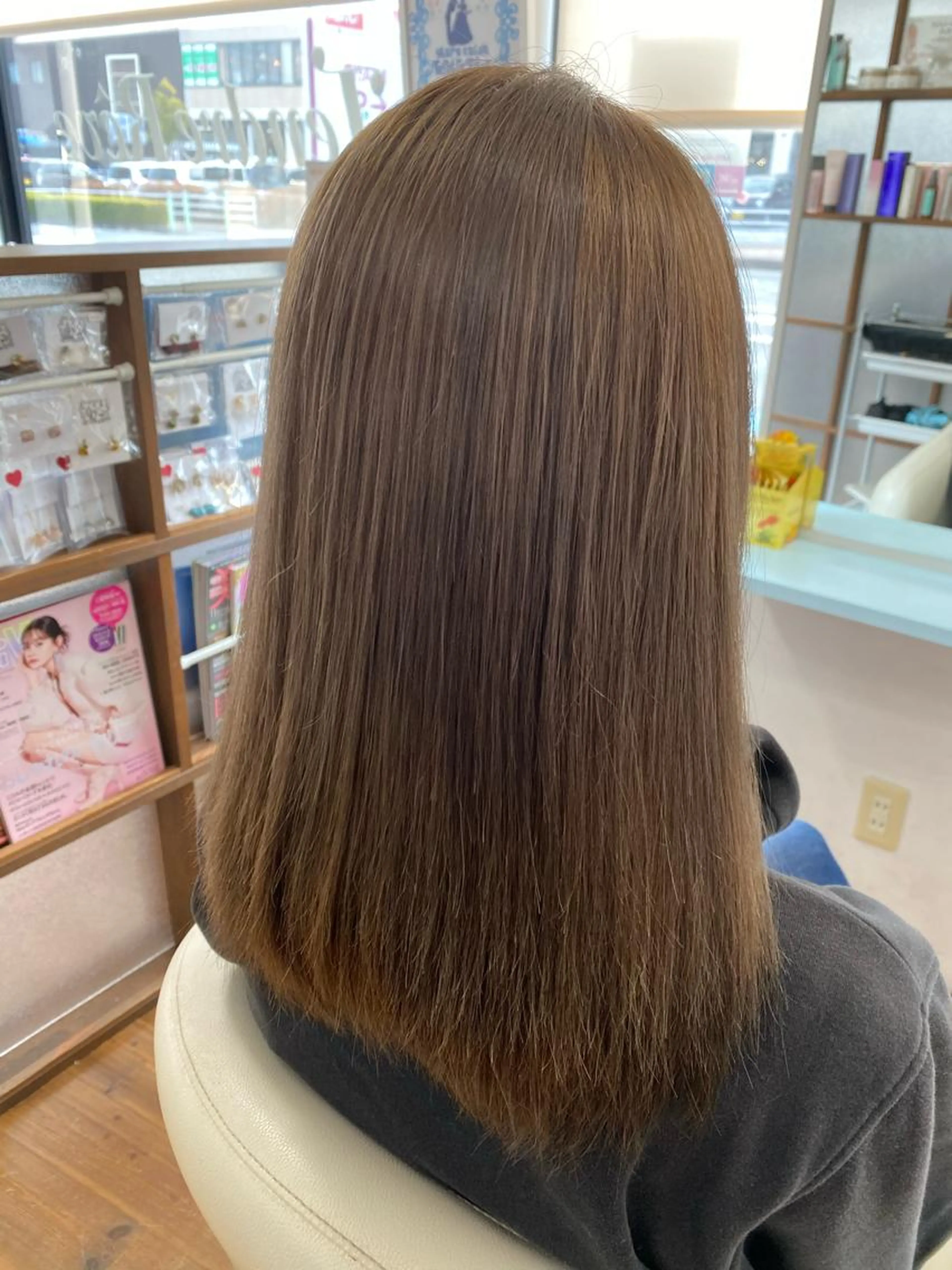 グレイorファッション 全体カラー（ミディアム）の写真