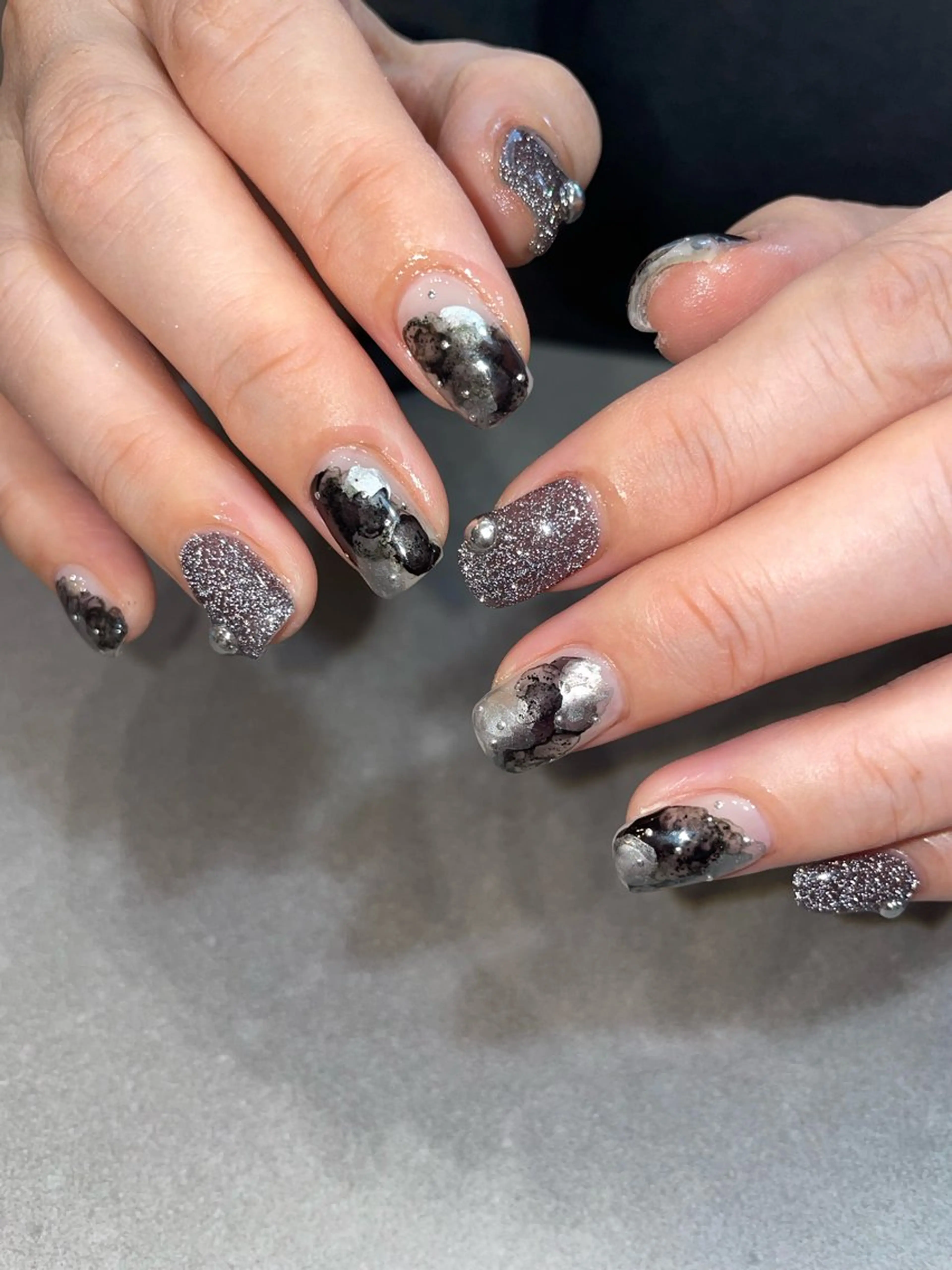 ミディアム colorer suuuのネイルデザイン